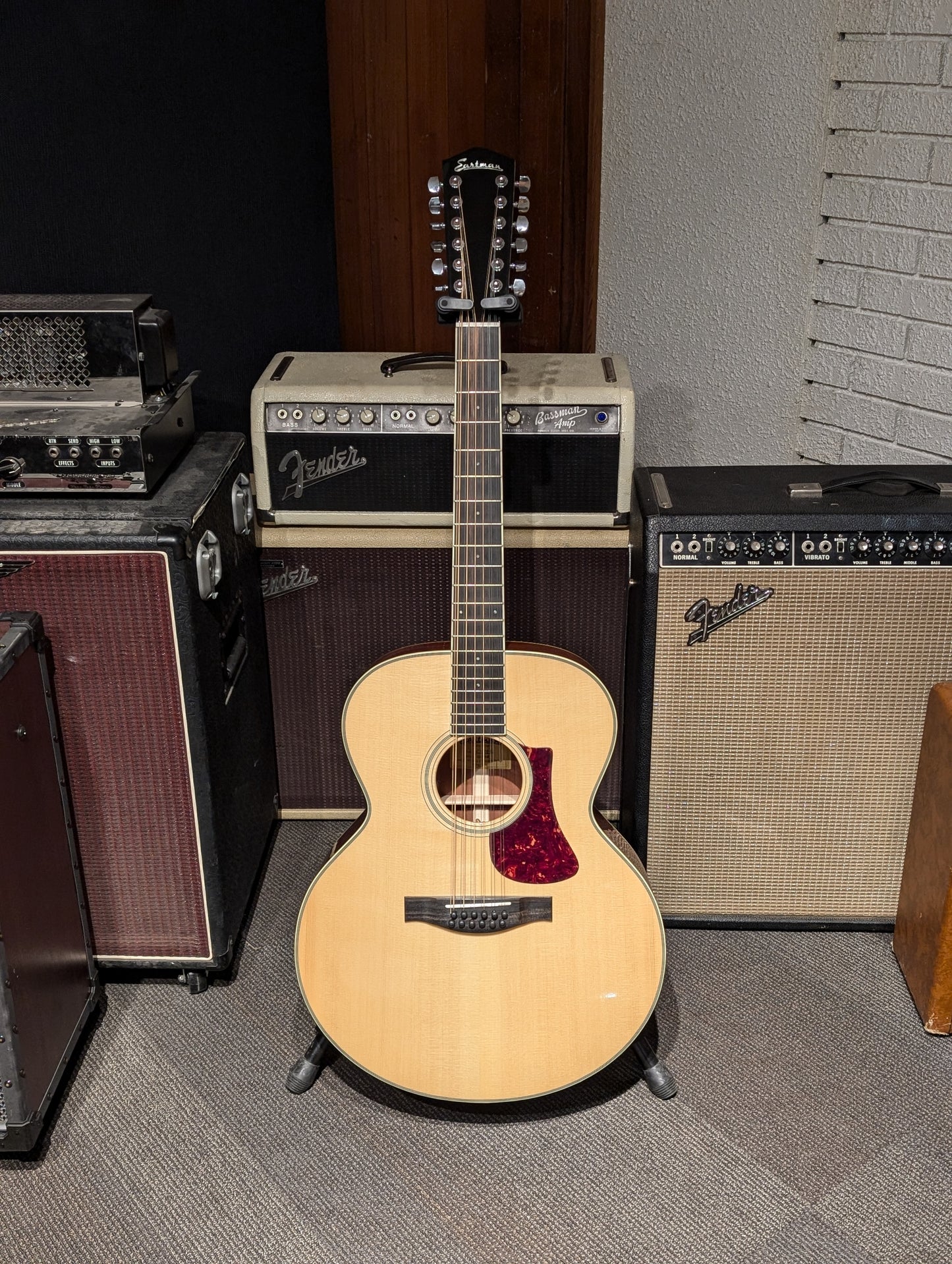 Eastman AC330E 12-String Jumbo Acoustic/Electric Guitar w/Case - Natural (Serial #M2411448)