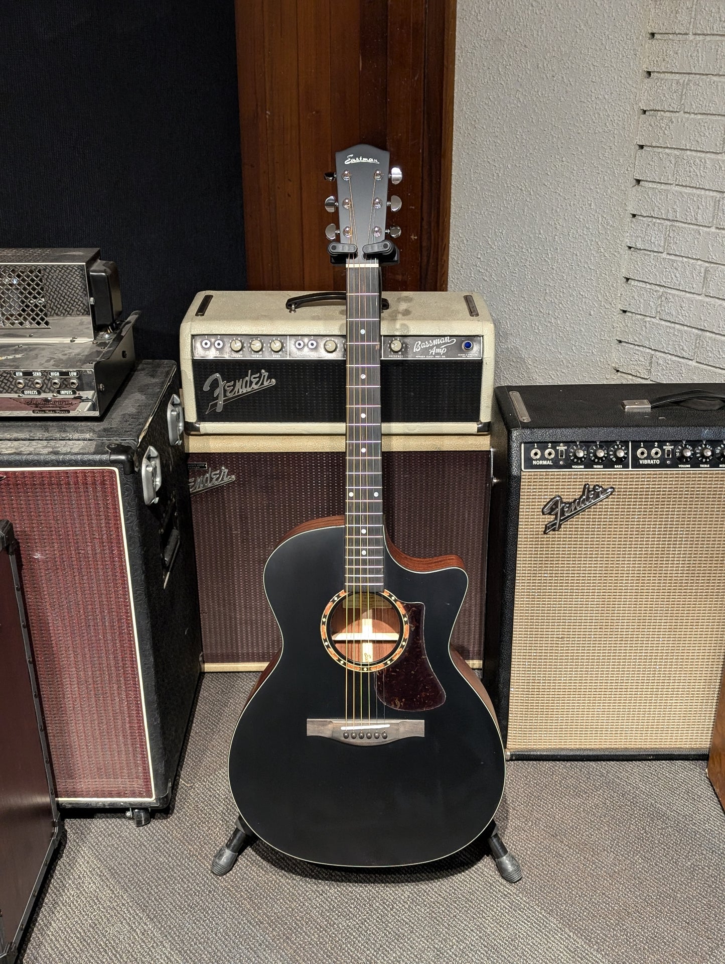 Eastman AC122-2CE Grand Auditorium Acoustic/Electrc Guitar w/Gig Bag - Black (Serial #M2237685)