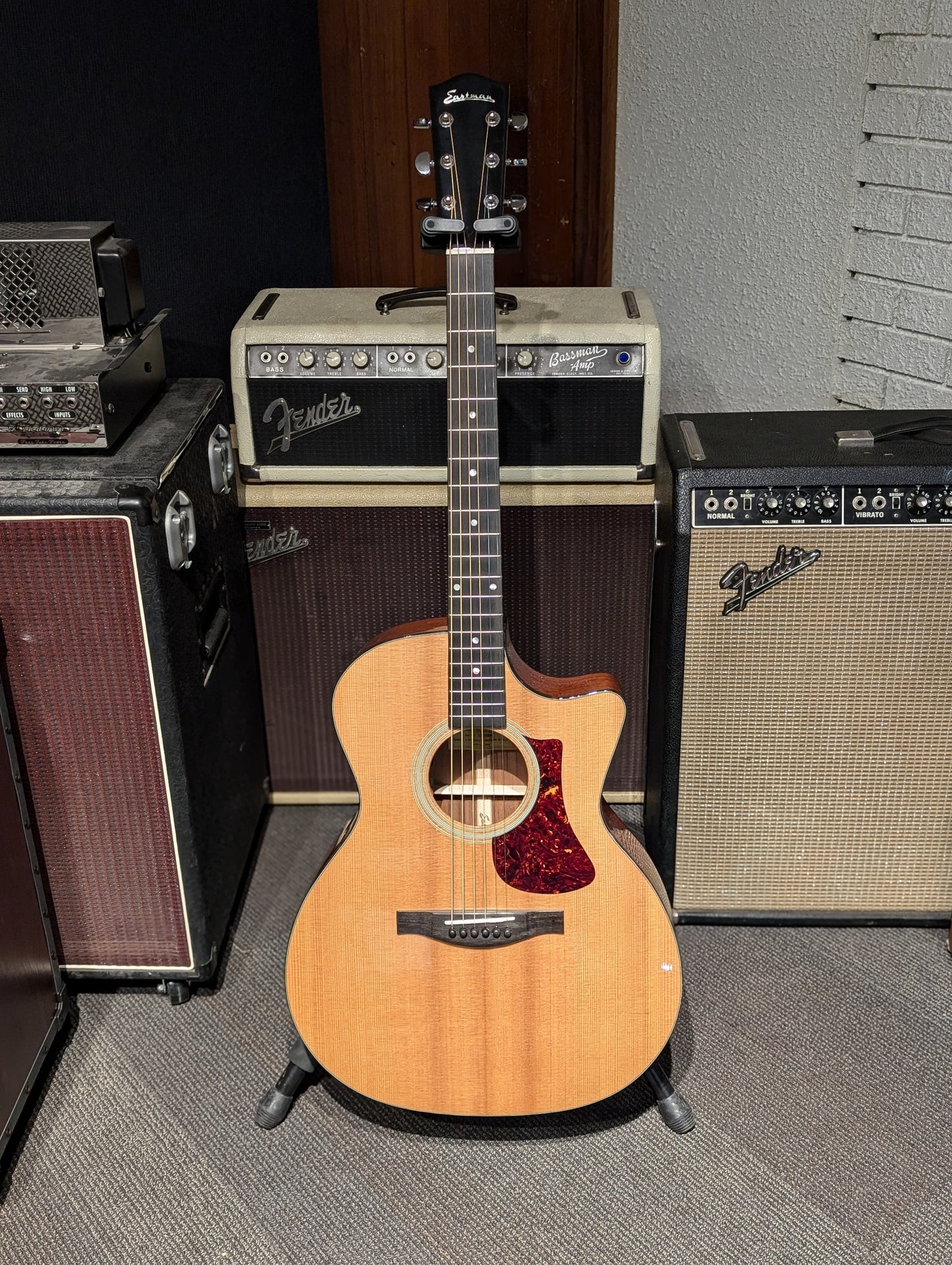 Eastman AC122-1CE Deluxe Acoustic/Electric Guitar w/Gig Bag - Thermo-Cure Natural (Serial #M2410644)