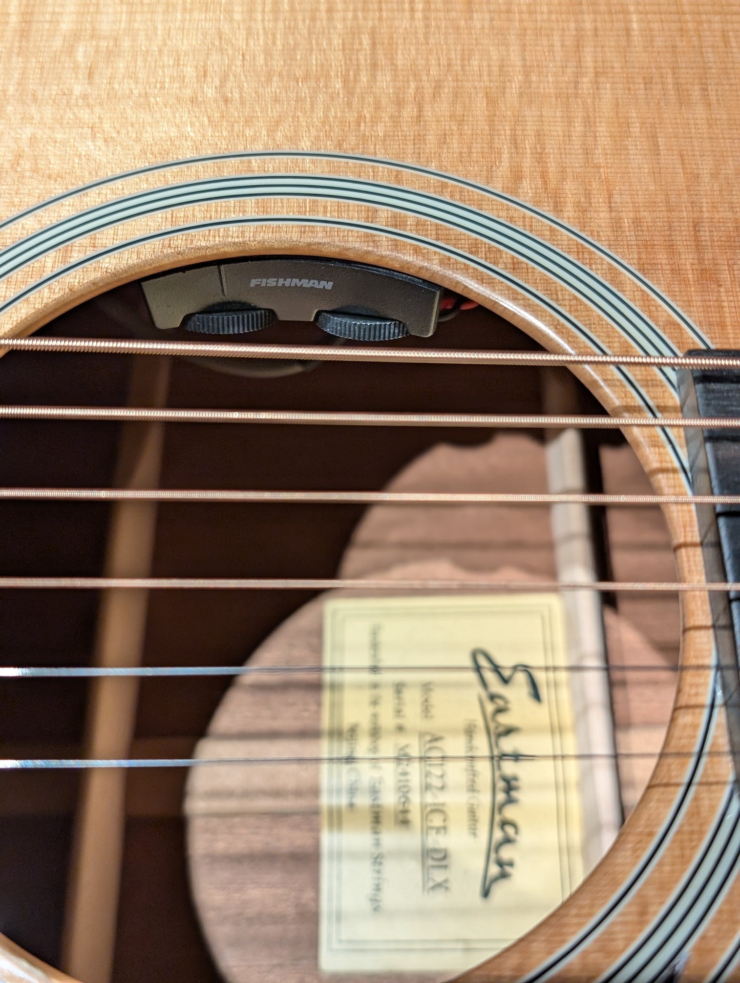 Eastman AC122-1CE Deluxe Acoustic/Electric Guitar w/Gig Bag - Thermo-Cure Natural (Serial #M2410644)
