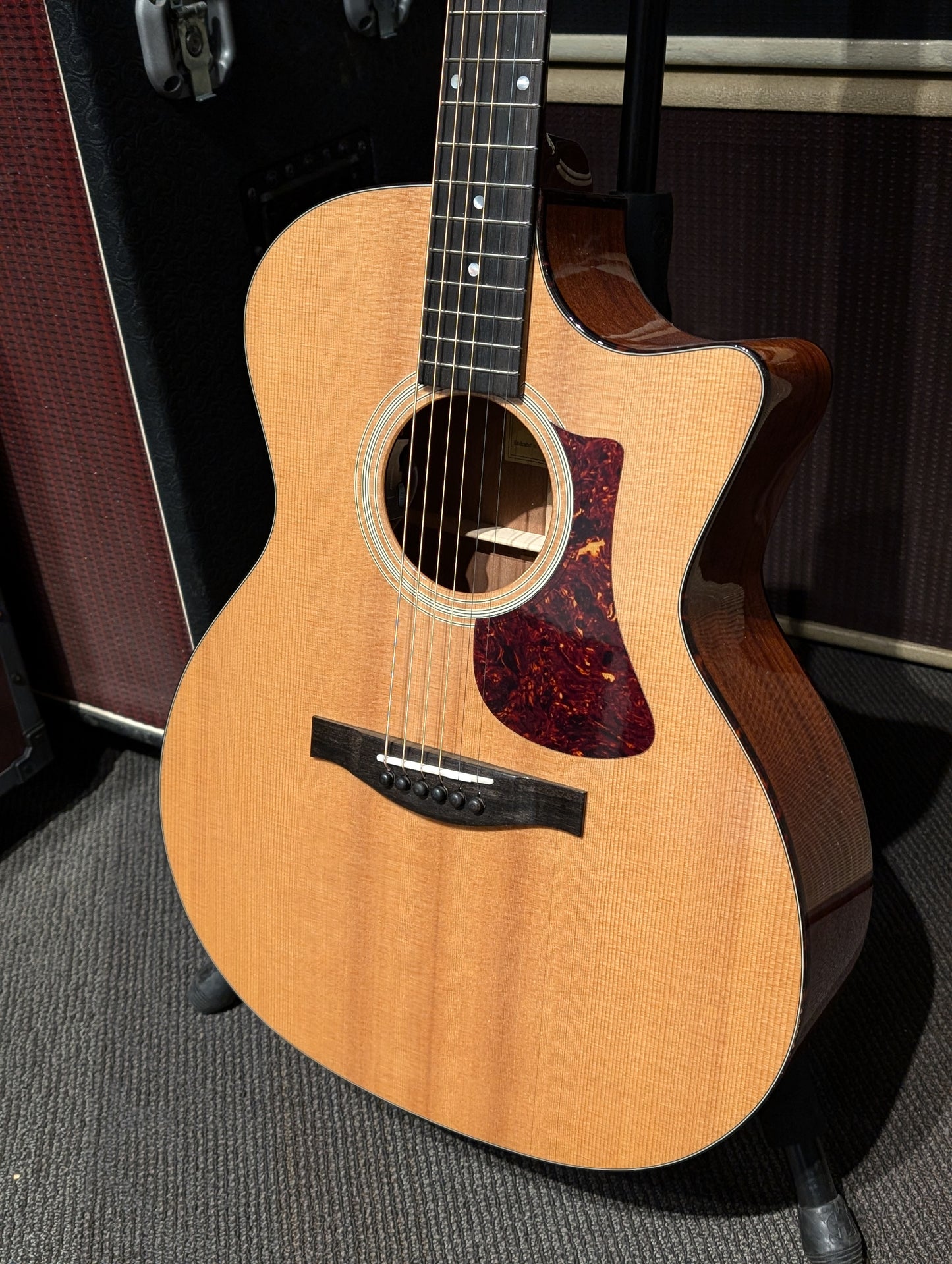 Eastman AC122-1CE Deluxe Acoustic/Electric Guitar w/Gig Bag - Thermo-Cure Natural (Serial #M2410644)