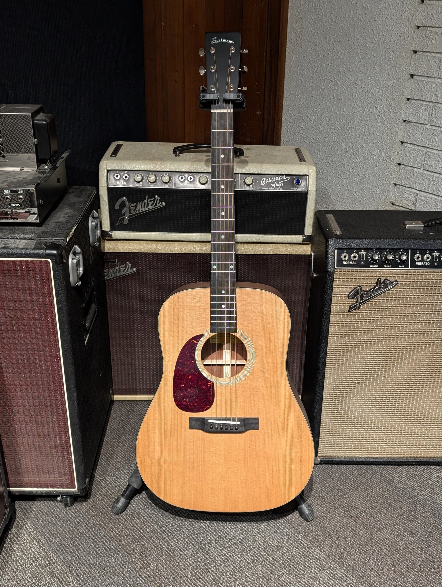 Eastman E1DL Left Handed Acoustic Guitar w/Gig Bag - Natural (Serial #M2309054)
