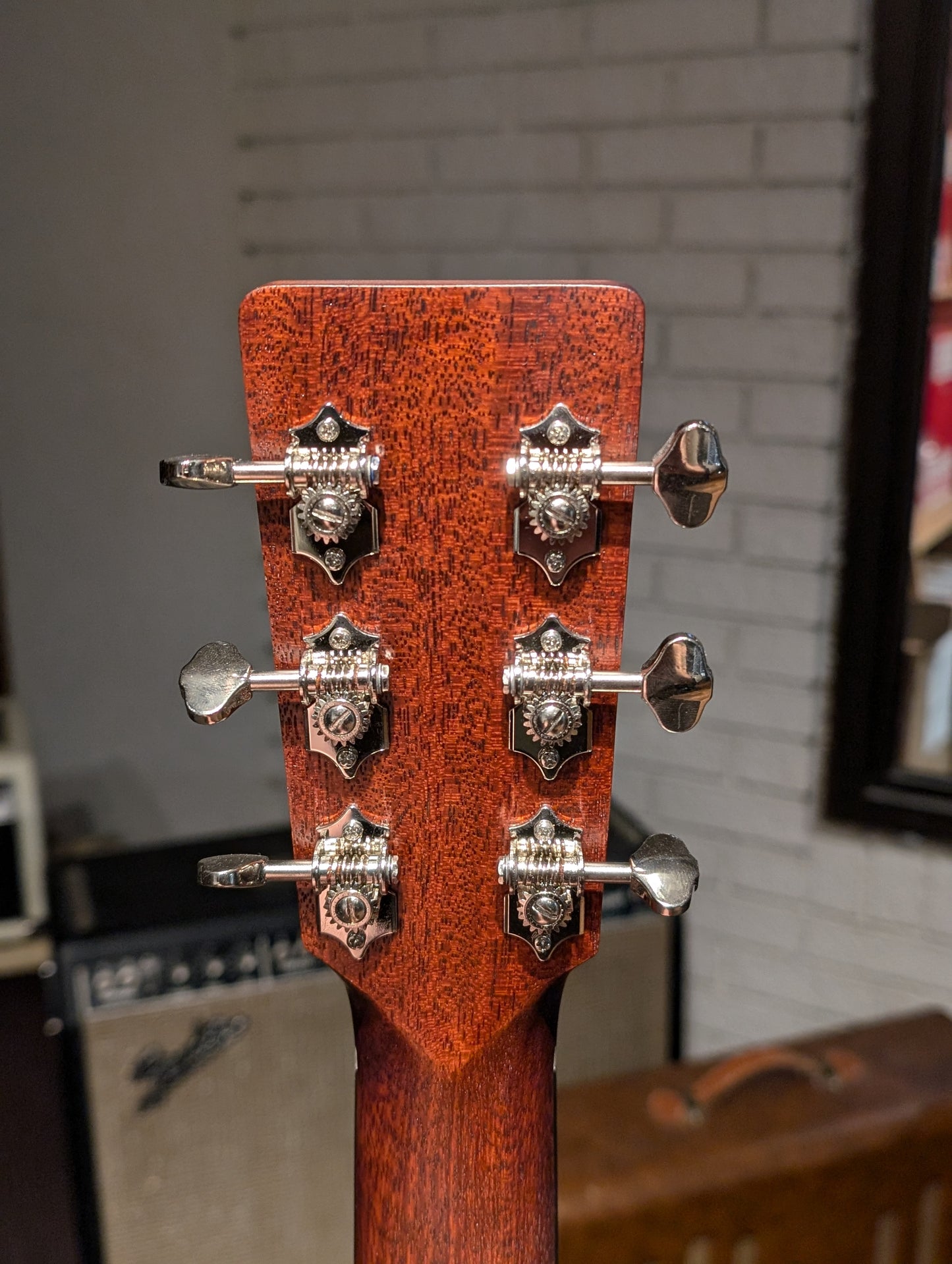 Eastman E1DL Left Handed Acoustic Guitar w/Gig Bag - Natural (Serial #M2309054)