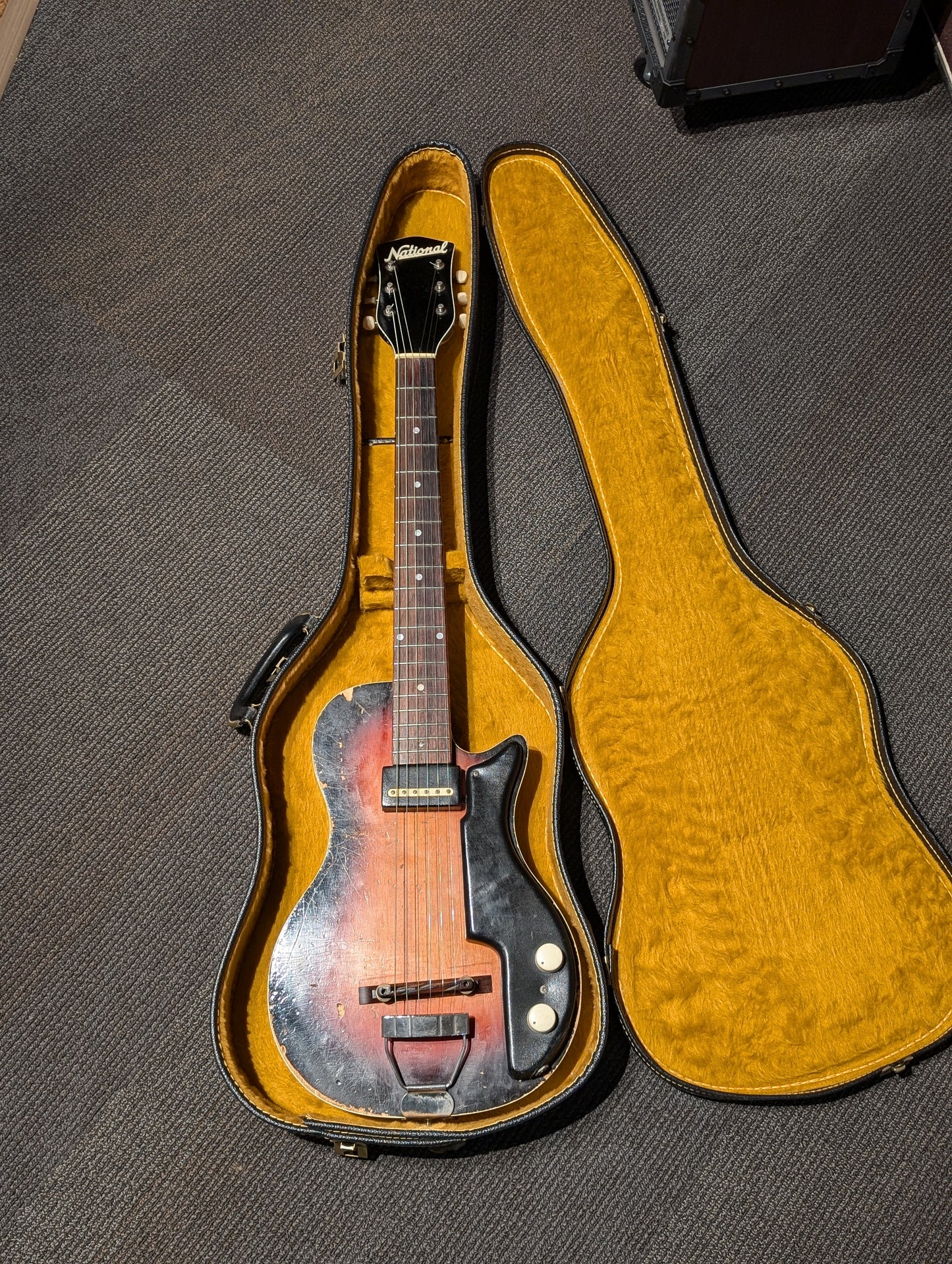 National 1123 Solid Body Electric Spanish Guitar w/Case (1954)