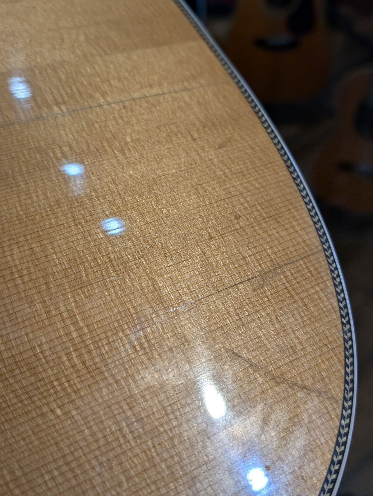 Martin HD-28 Dreadnought Acoustic Guitar w/Case (2001)