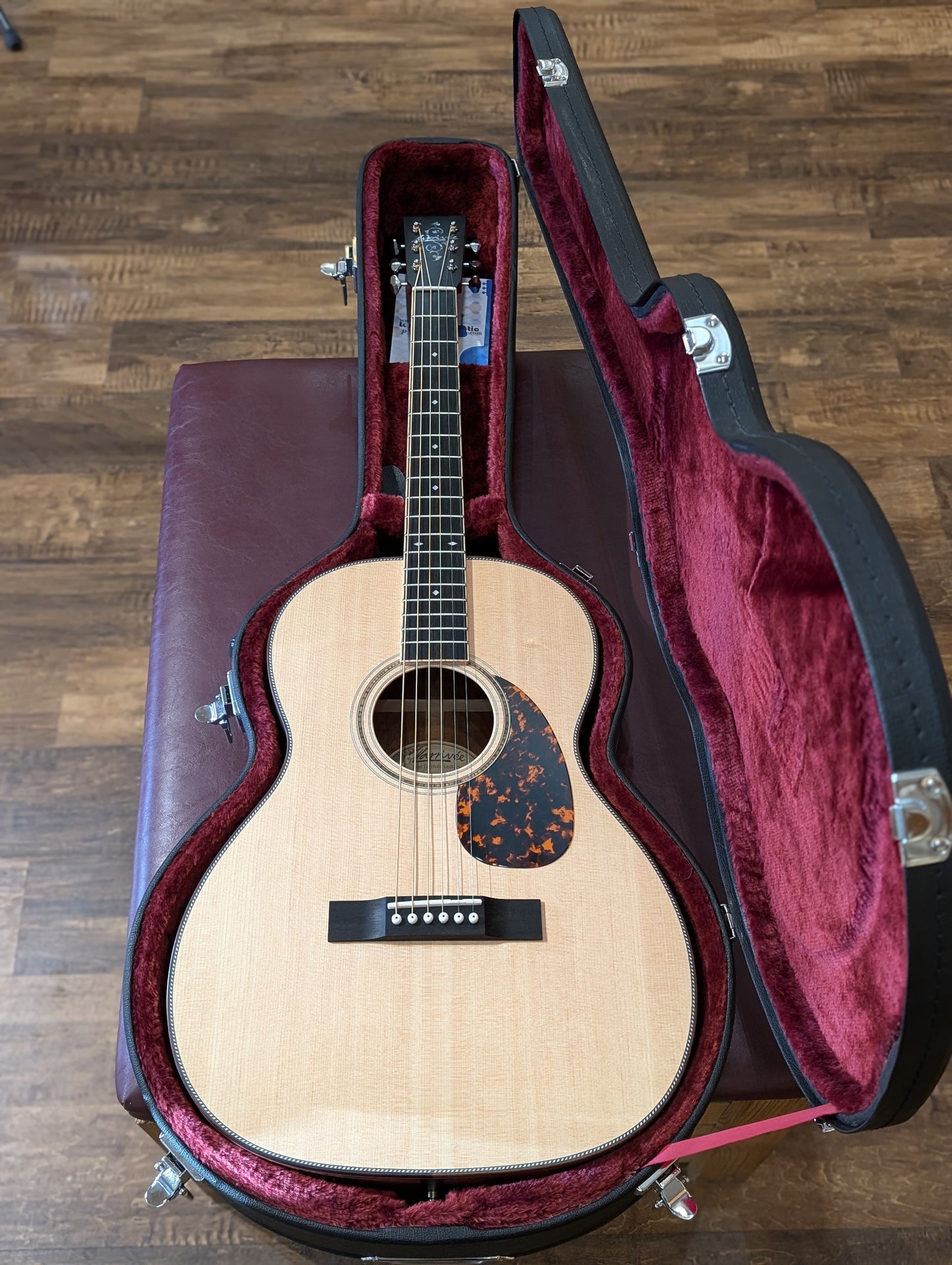Larrivée 000-40 Koa Special Edition Acoustic Guitar w/Case (2023)