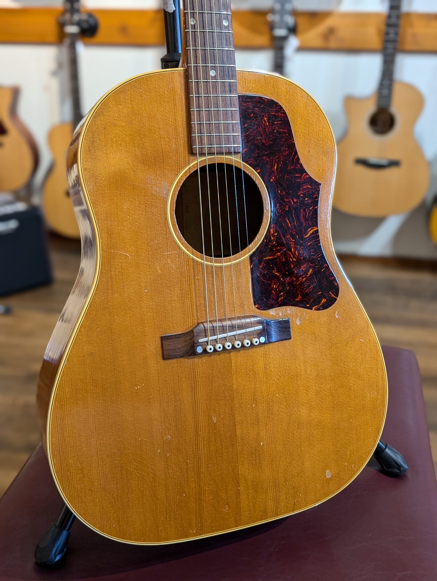 Gibson J-50 Slope Shoulder Dreadnought Acoustic Guitar w/Case - Natural (1956)