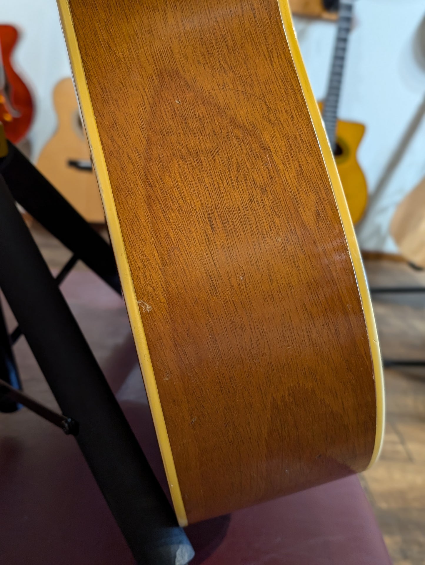 Gibson J-50 Slope Shoulder Dreadnought Acoustic Guitar w/Case - Natural (1956)