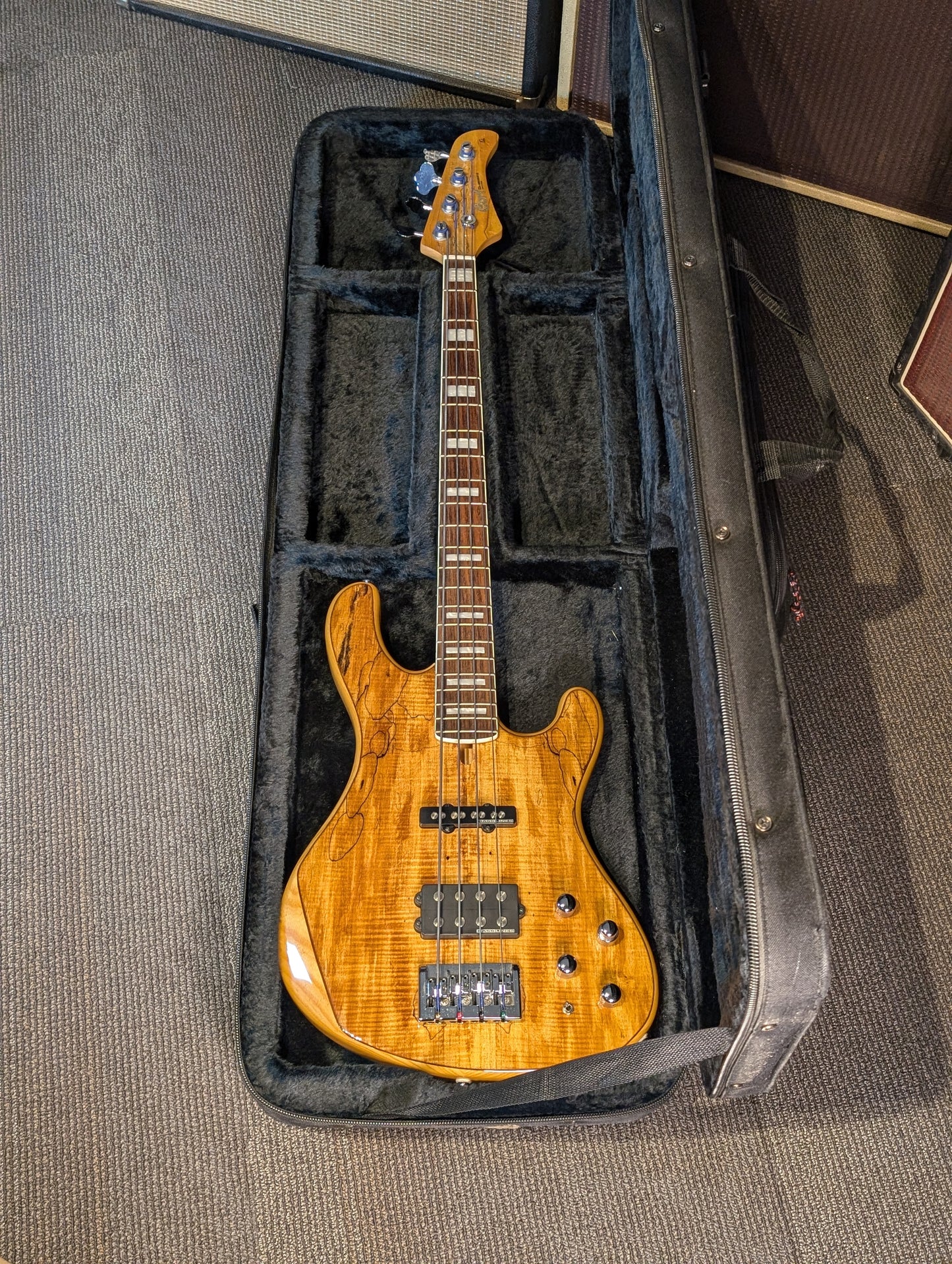 Cort GB94 4-String Active Bass Guitar w/Case - Spalted Maple Top (Used)