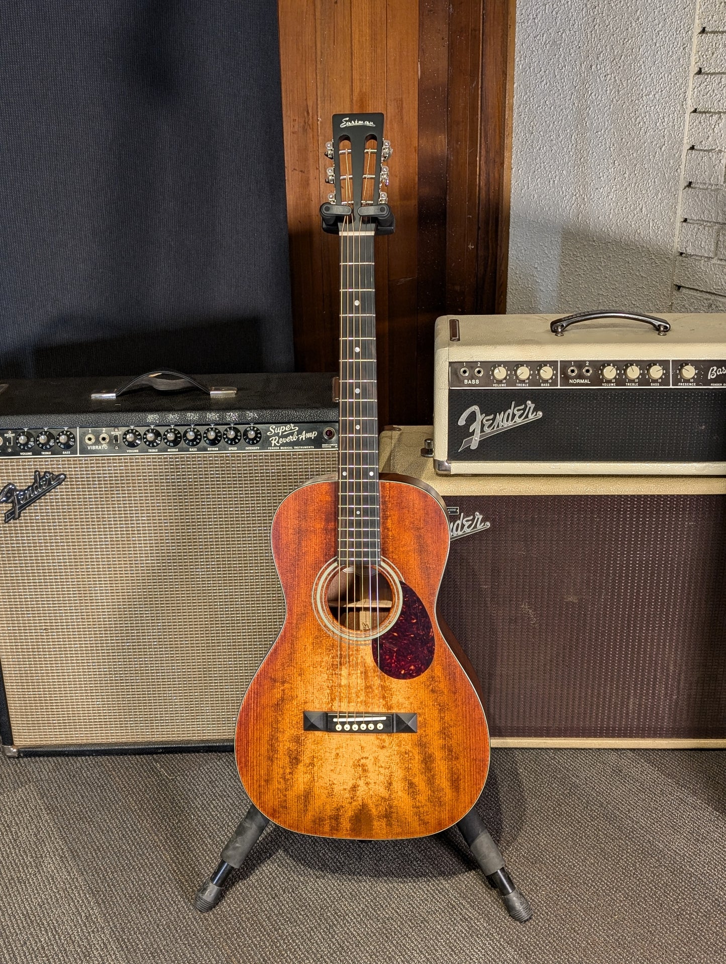 Eastman E1P Bluesmaster Limited Edition Parlor Acoustic Guitar w/Gig Bag - Classic Finish (Serial #M2333301)