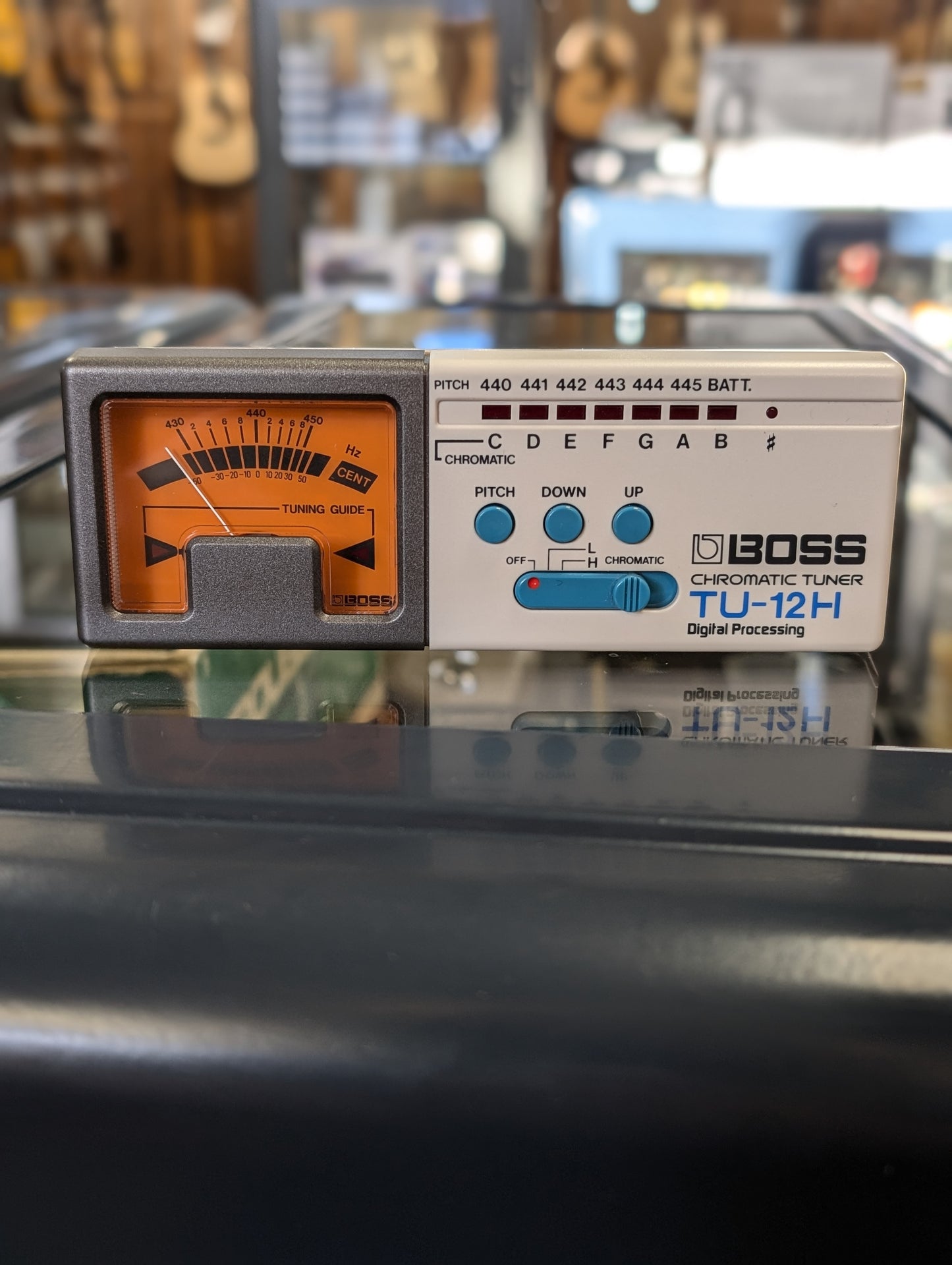 Boss TU-12H High Range Chromatic Tuner w/Case (2000)