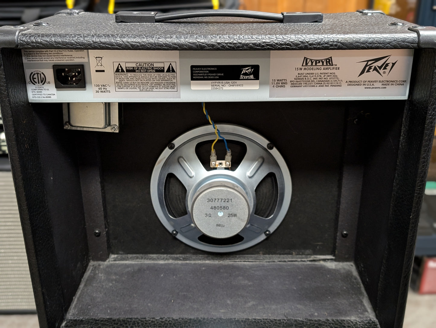 Peavey Vypyr 15w Modeling Amp (Used)