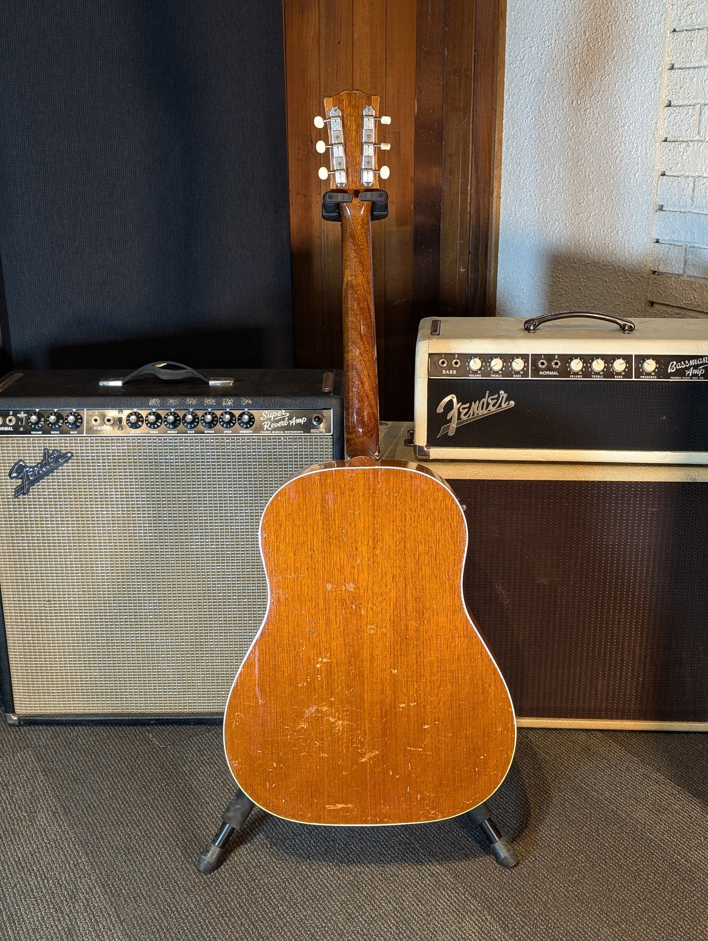 GIbson J-50 ADJ Slope Shoulder Acoustic Guitar w/Case (1959)