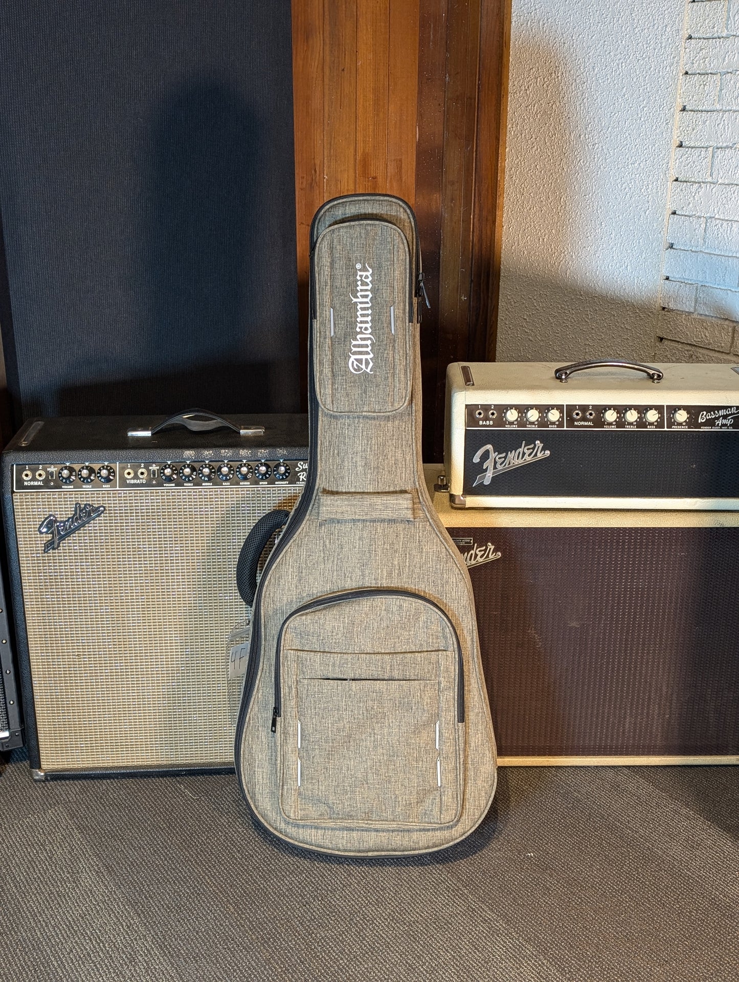 Alhambra 4F Flamenco Guitar w/Gig Bag (Serial #NDPFBP)