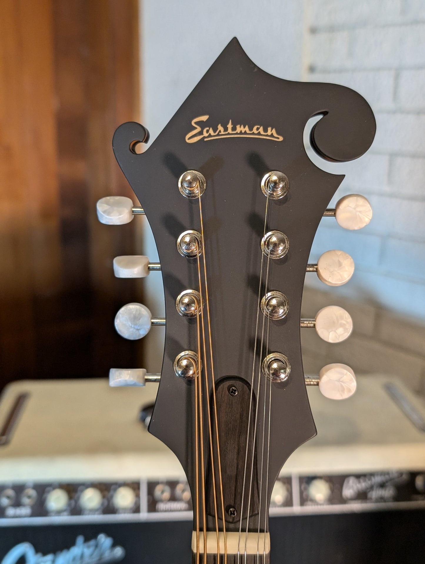 Eastman MD315E F-Style Electric/Acoustic Mandolin w/Gig Bag - Sunburst (Serial #N2305010)
