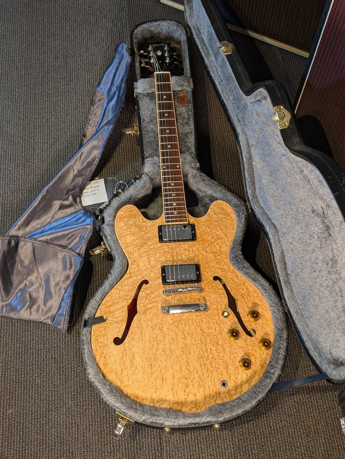 Gibson Limited Edition ES-335 Dot Birdseye Maple Semi-Hollow Electric Guitar w/Case - Natural (2011)