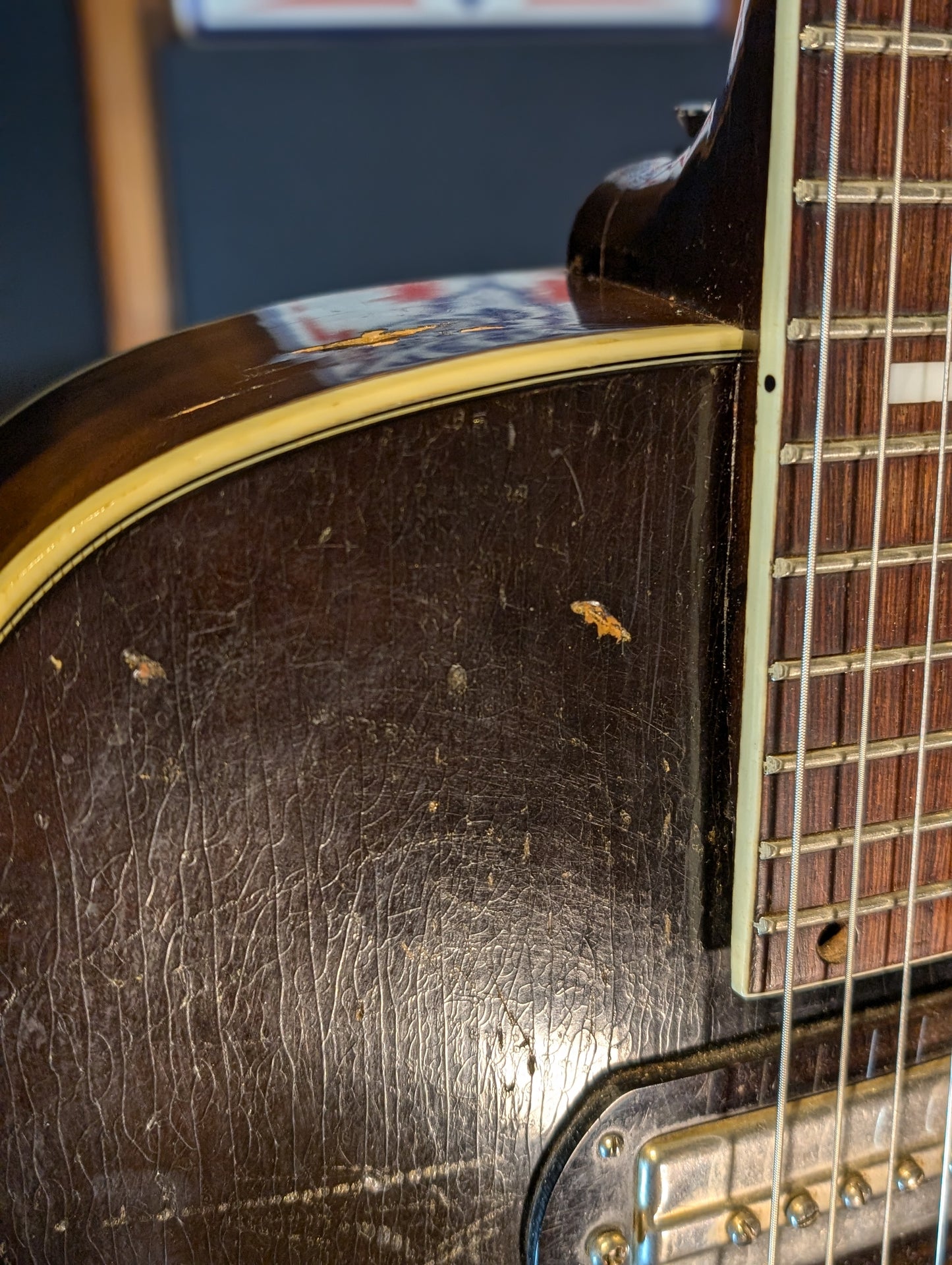 Harmony H62 Hollowbody Electric Guitar - Sunburst (1953-1956)