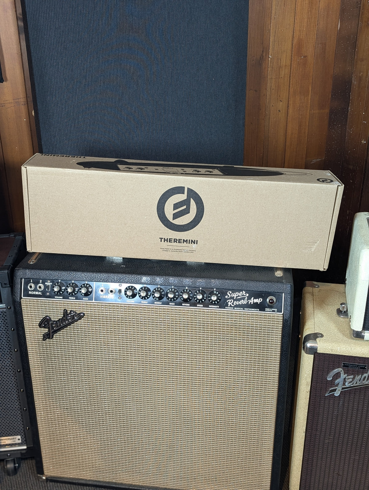 Moog Theremini Theremin w/Stand & Original Packaging - White (Used)