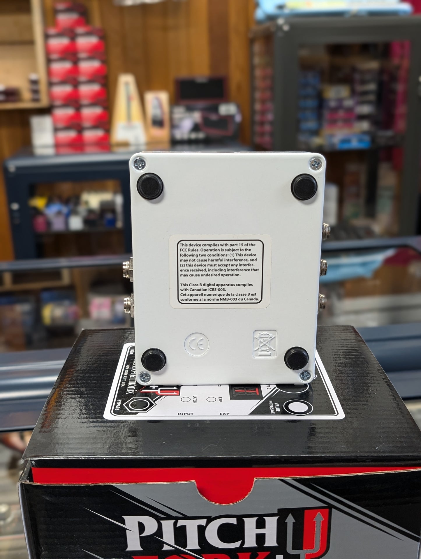 Electro-Harmonix Pitchfork+ Polyphonic Pitch Shifter w/Box (Used)