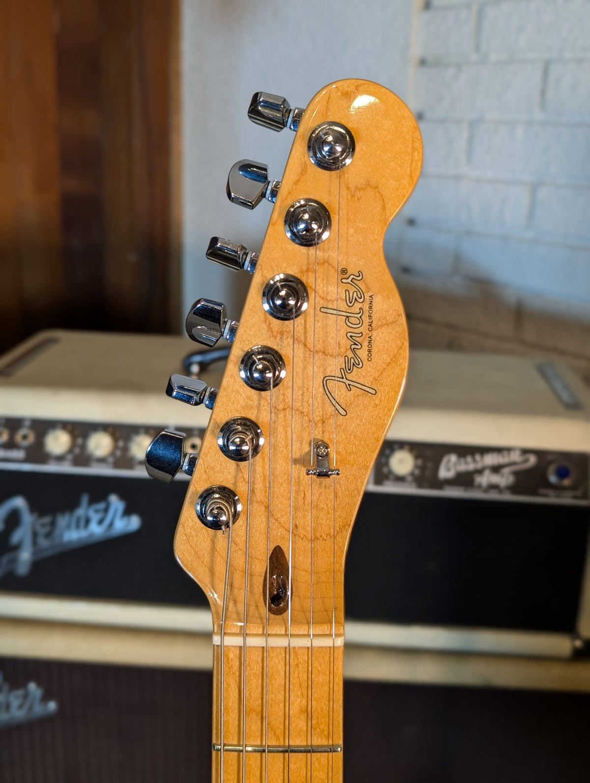 Fender Parallel Universe Whiteguard Stratocaster Electric Guitar w/Case - Vintage Blonde (2018)