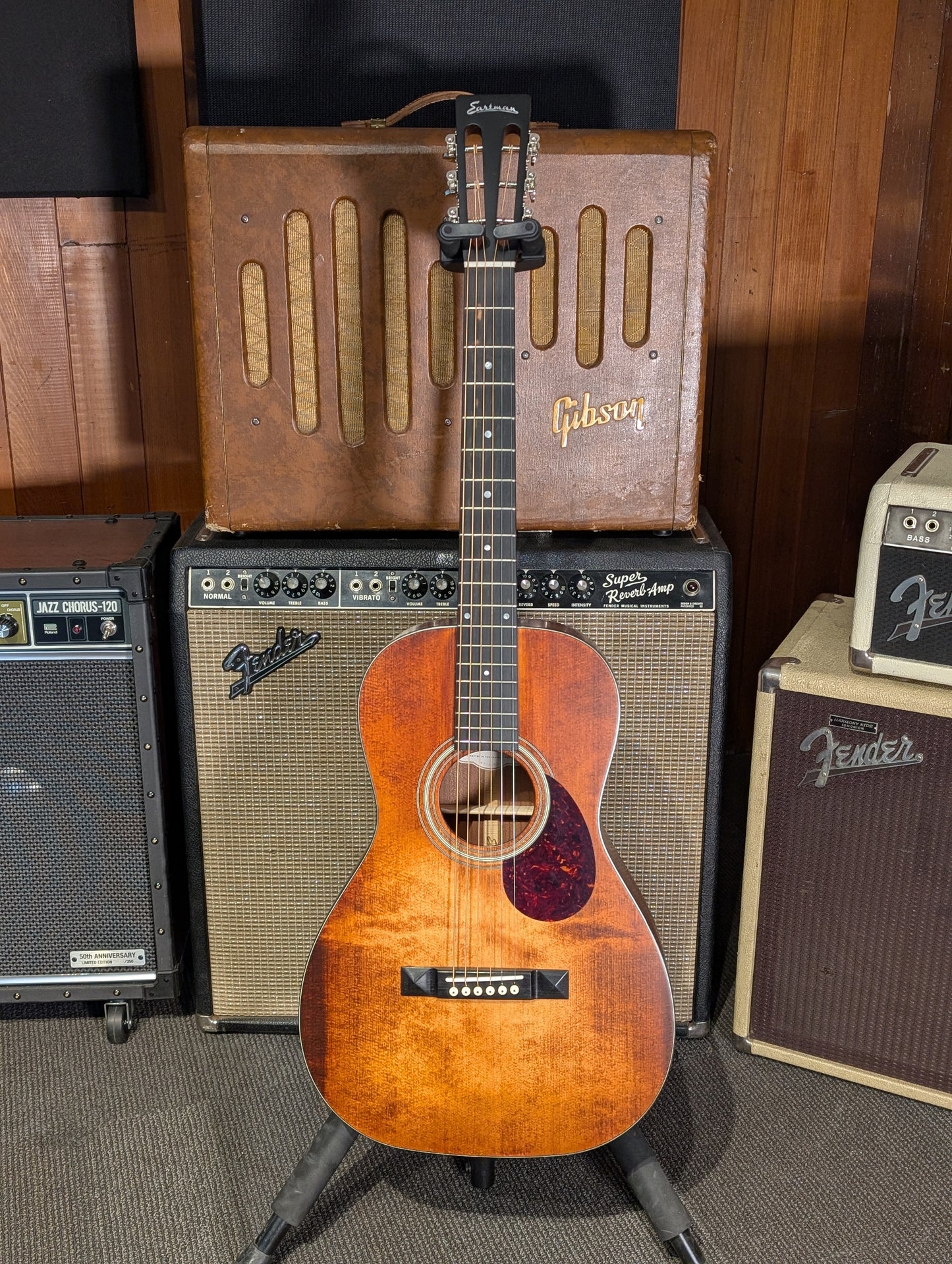 Eastman E1P Bluesmaster Limited Edition Parlor Acoustic Guitar w/Gig Bag - Classic Finish (Serial #M2333272)