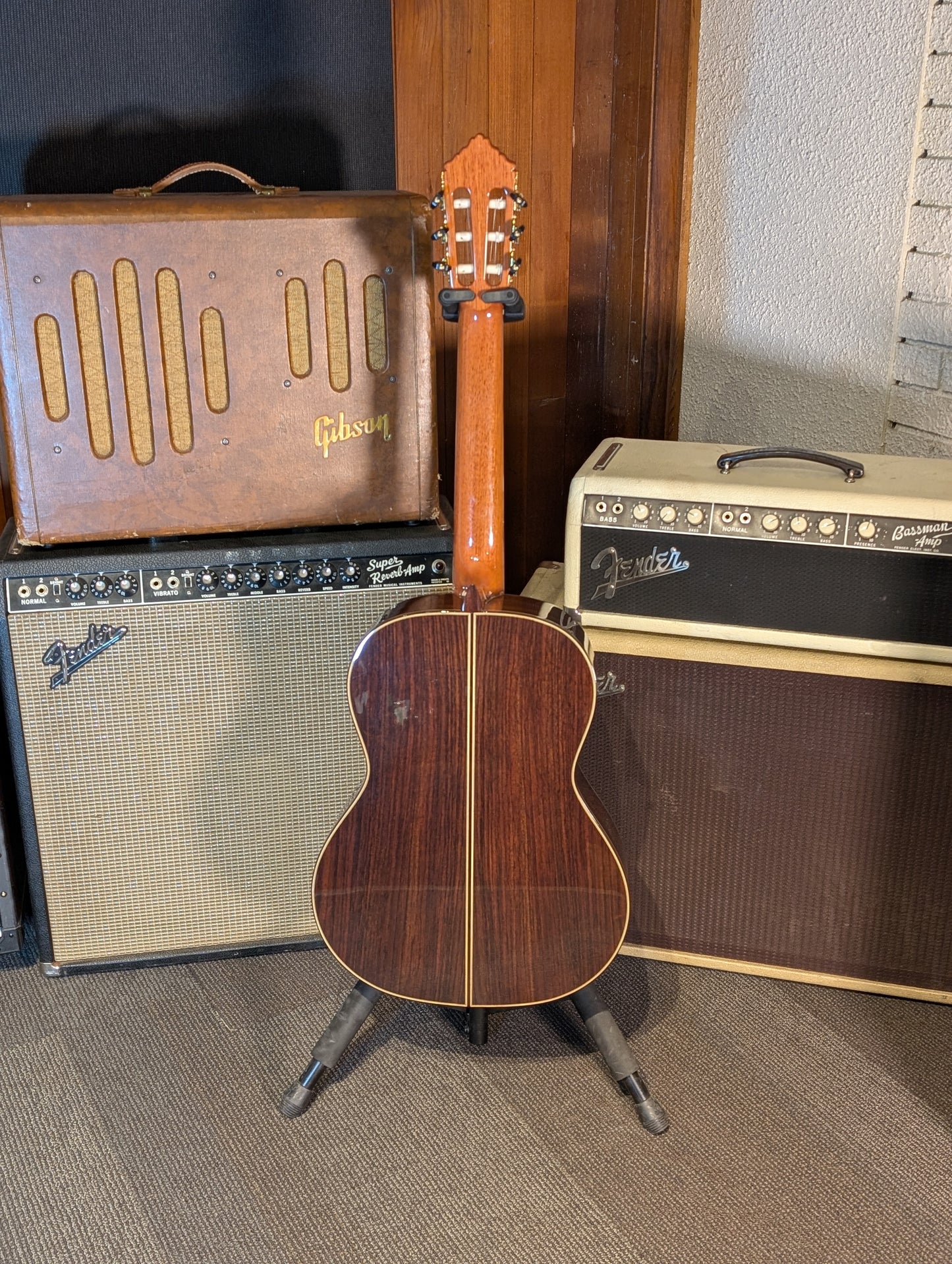 Alhambra 11P Classical Guitar w/Case (Used)