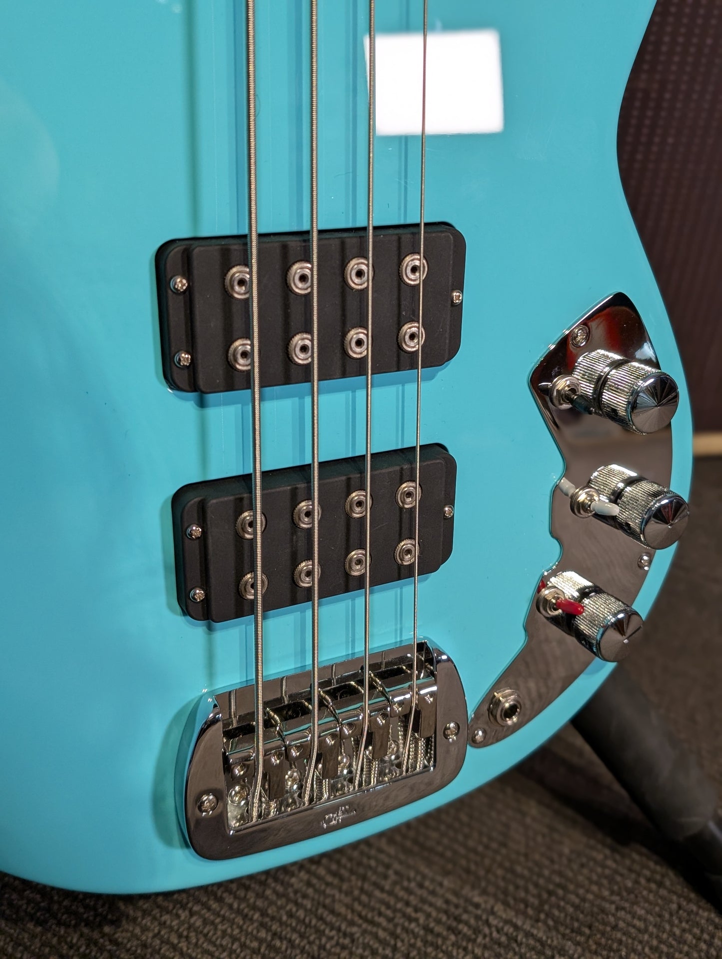 G&L Build To Order L-2000 CLF Research 4-String Bass Guitar w/Gig Bag - Turqoise