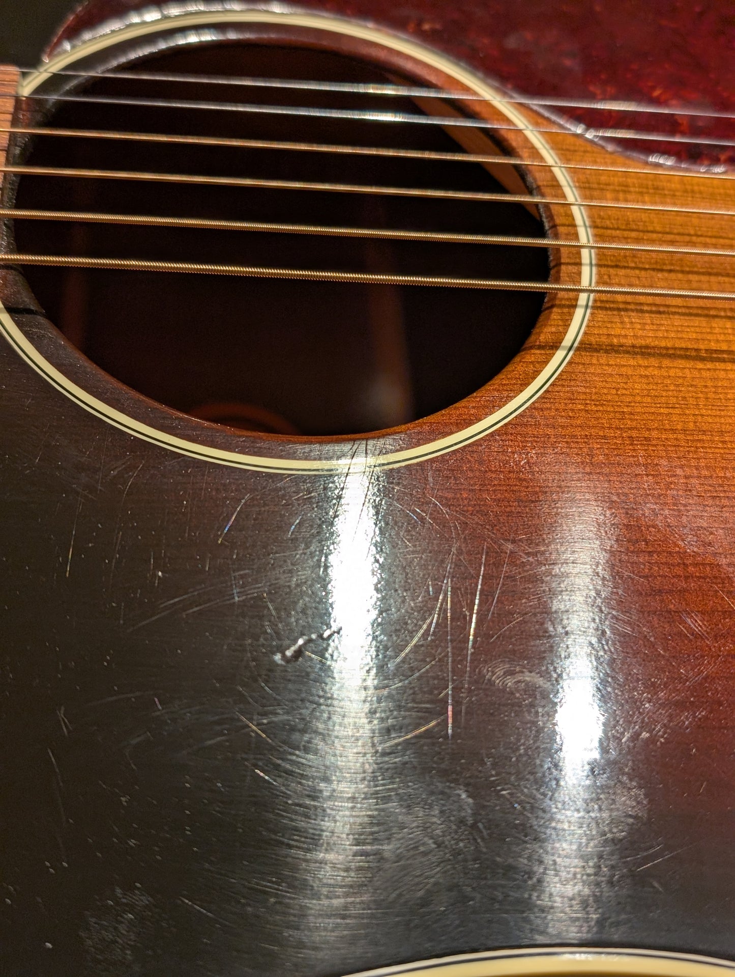 Gibson J-45 Vintage Dreadnought Acoustic Guitar w/Case - Vintage Sunburst (2019)