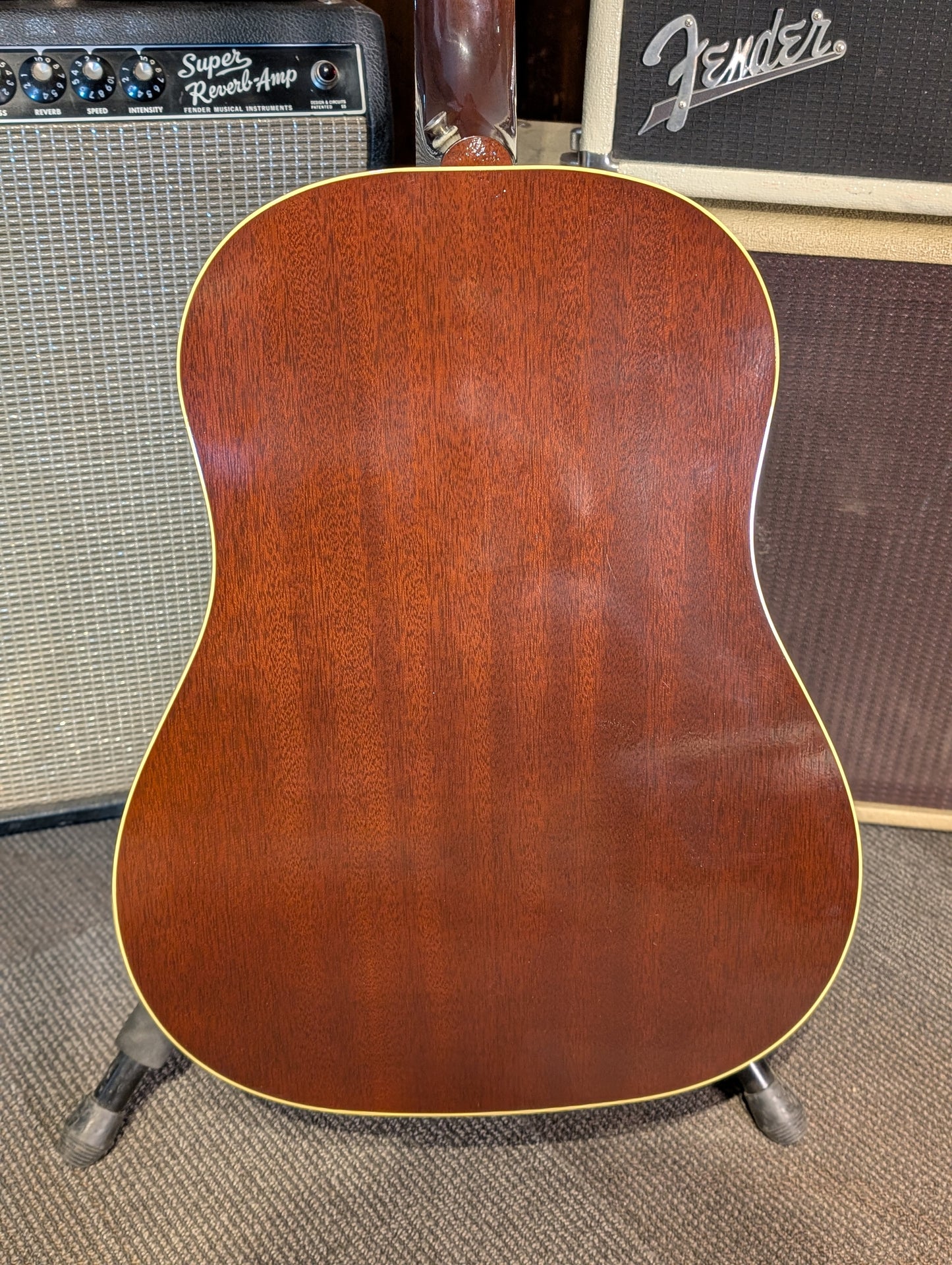 Gibson J-45 Vintage Dreadnought Acoustic Guitar w/Case - Vintage Sunburst (2019)