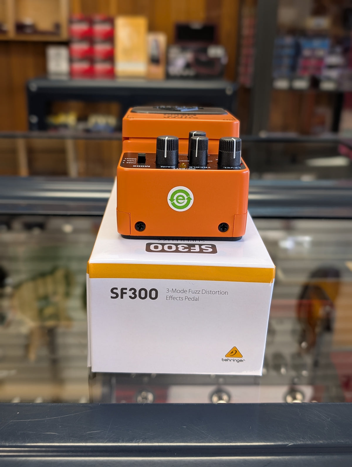 Behringer SF300 Super Fuzz w/Box (Used)