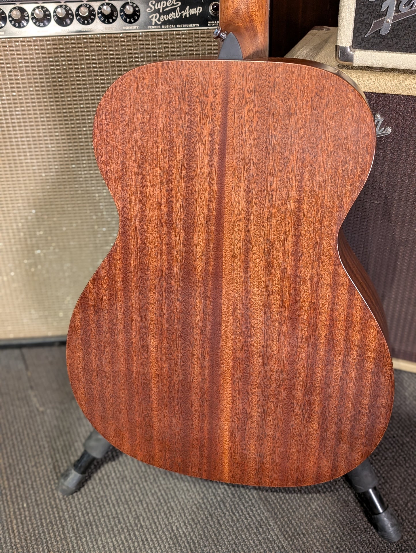 Martin 000-10E Acoustic/Electric Guitar w/Gig Bag (2022)