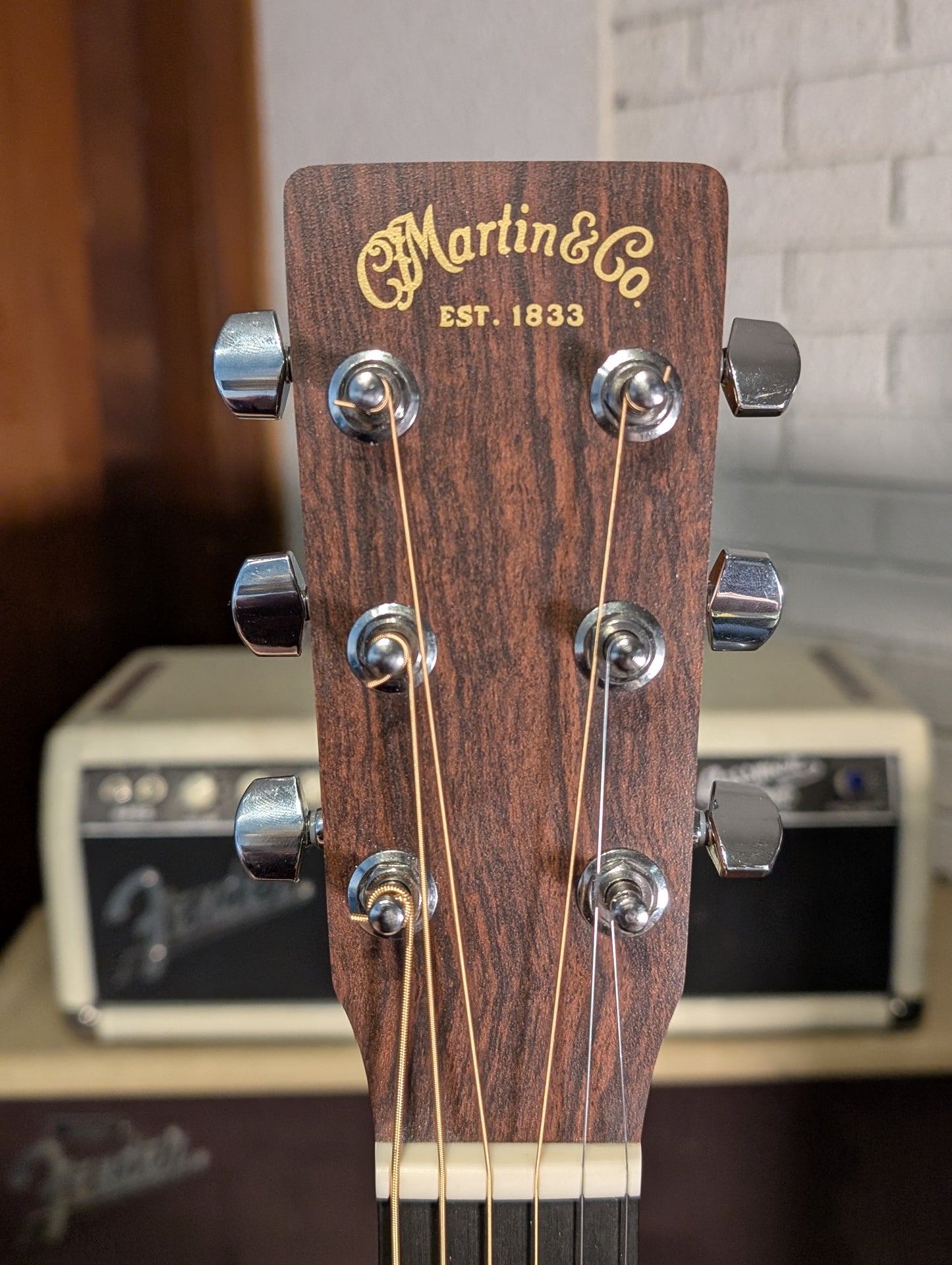 Martin 000-10E Acoustic/Electric Guitar w/Gig Bag (2022)
