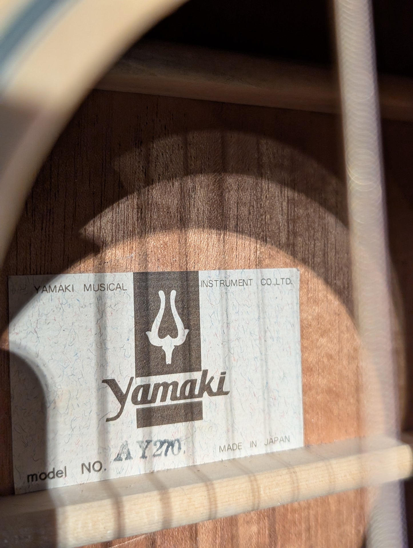Yamaki AY270 Folk Acoustic Guitar w/Case (1970's)