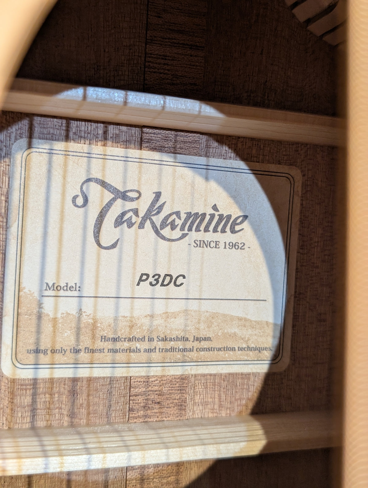 Takamine P3DC Pro Series Acoustic/Electric Guitar w/Case (Serial #62060173)