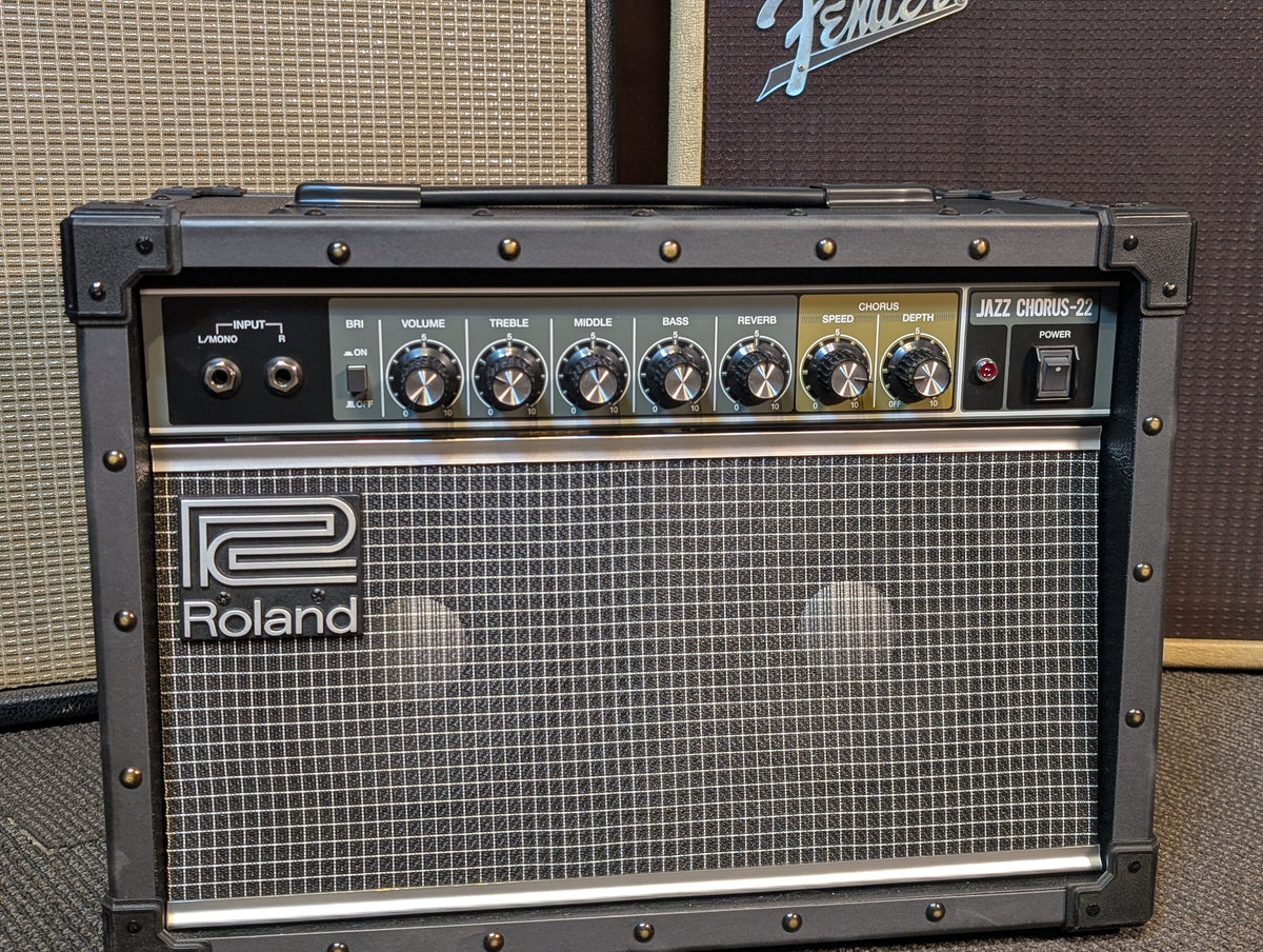 Roland JC-22 Jazz Chorus 30w Combo Amplifier (Used)