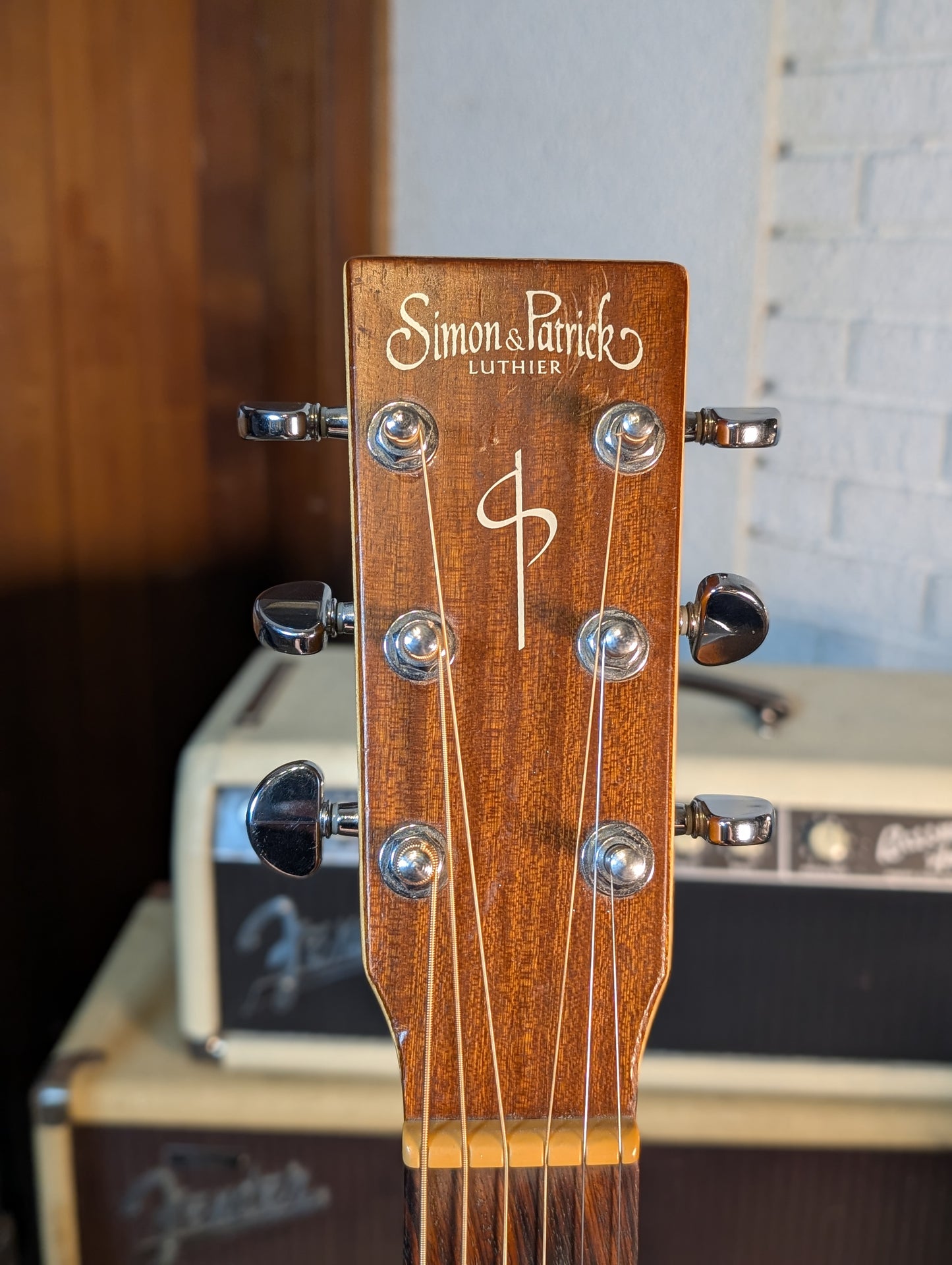 Simon & Patrick Woodland Cedar A3T Acoustic/Electric Guitar w/Case (Used)