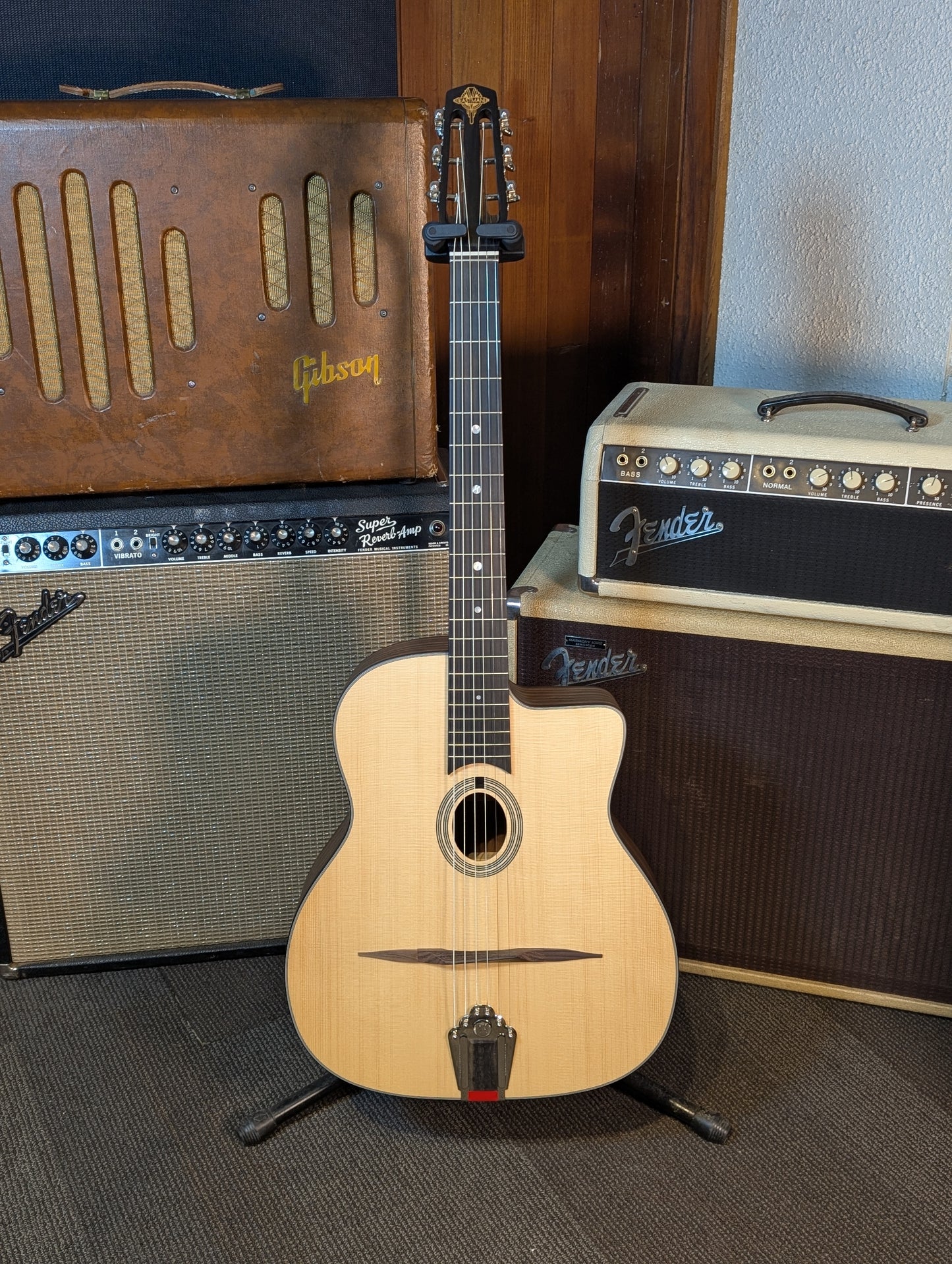 Eastman DM1 Gypsy Jazz Guitar w/Gig Bag - Natural (Serial #M2417093)