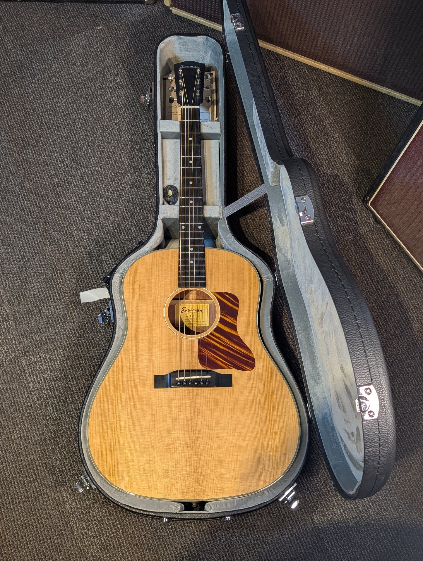 Eastman E6SS-TC Thermo-Cured Slope Should Acoustic Guitar w/Case - Natural (Serial #M2307175)