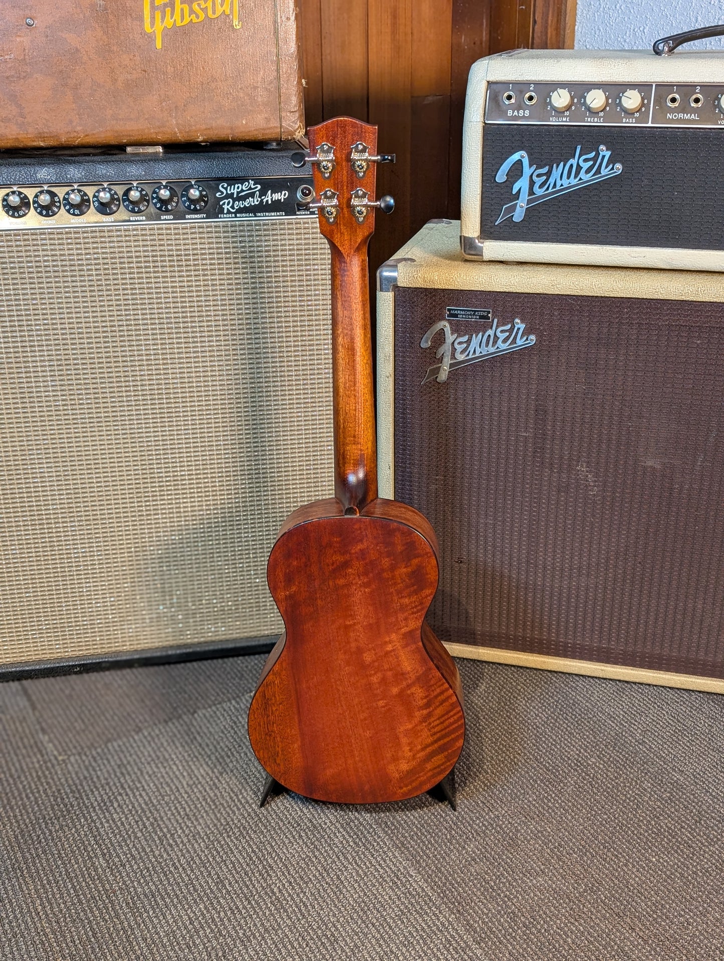 Eastman EU1-T Tenor Ukulele w/Gig Bag - Classic Finish (Serial #M2406182)