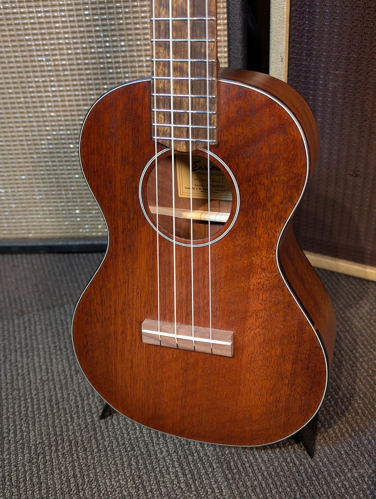 Eastman EU1-T Tenor Ukulele w/Gig Bag - Classic Finish (Serial #M2406182)