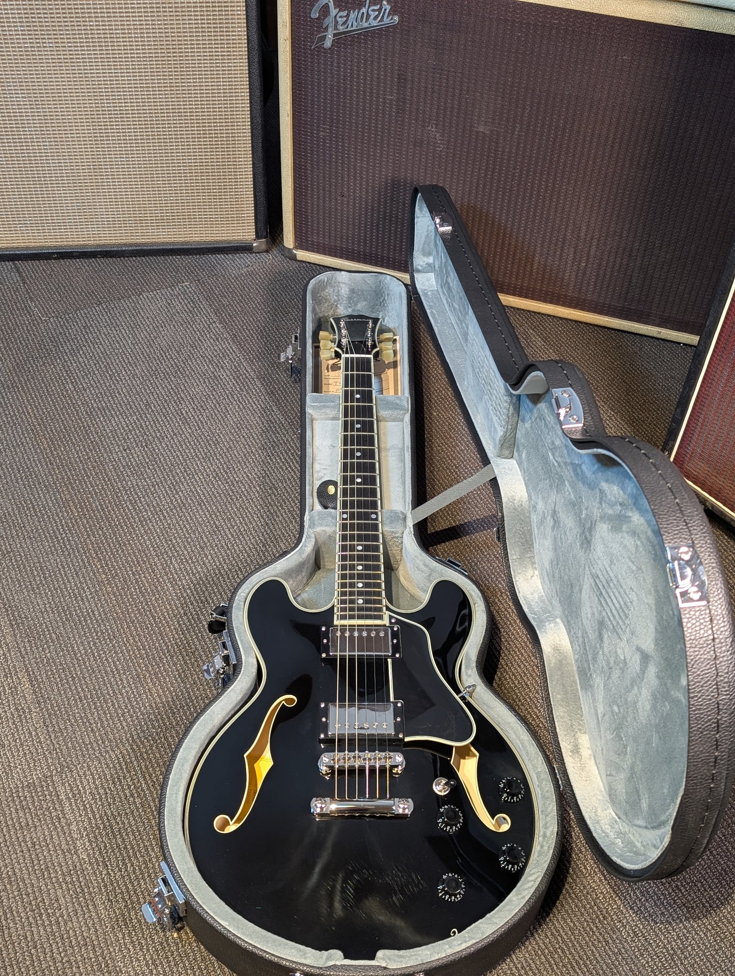 Eastman T484 Thinline Semi-Hollow Electric Guitar w/Case - Black (Serial #P2402011)