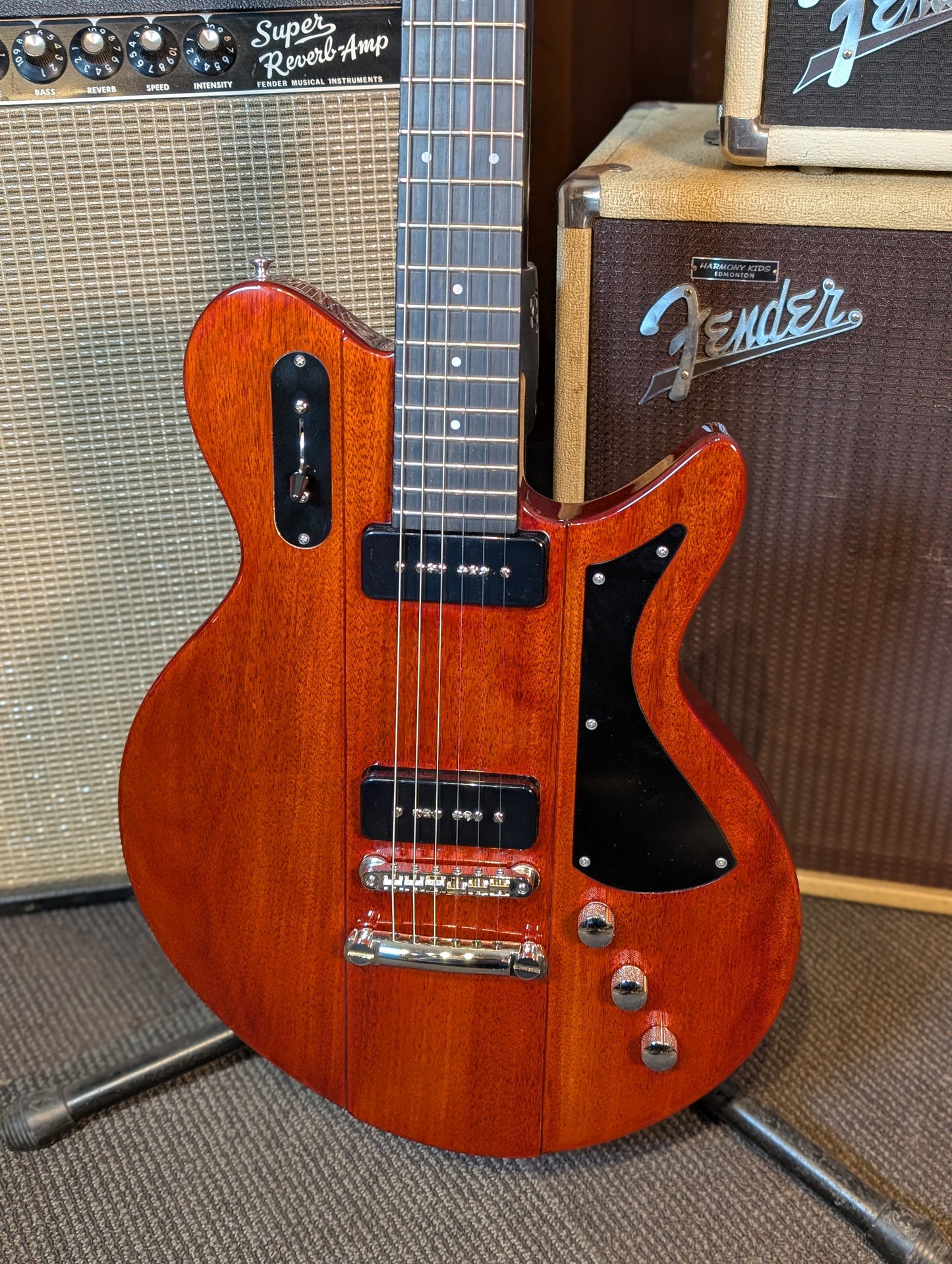 Eastman Juliet P90 Electric Guitar w/Case - Vintage Red (2024)