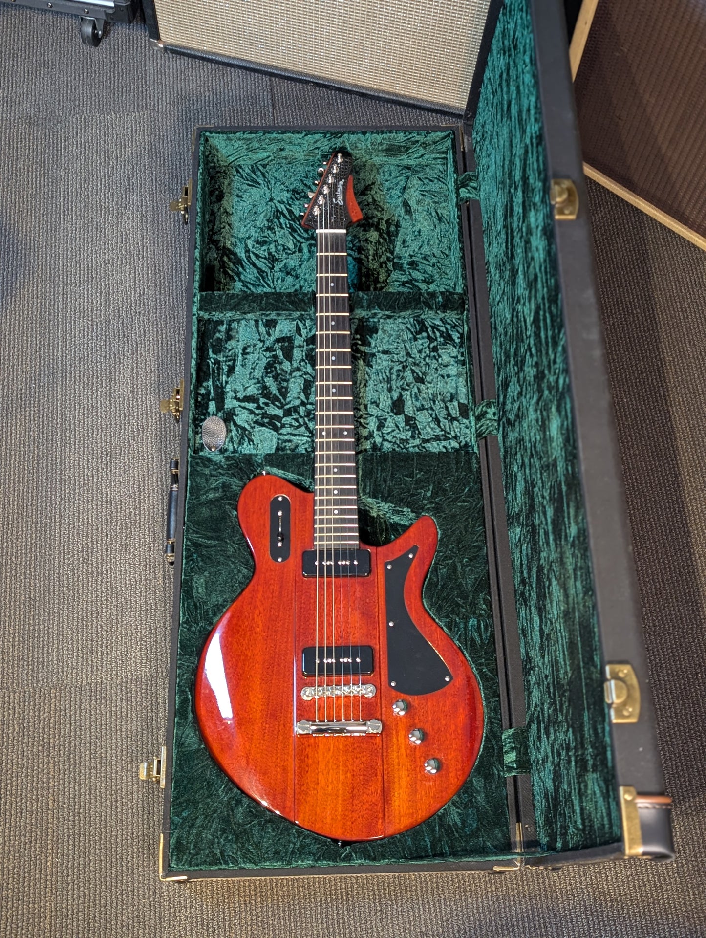 Eastman Juliet P90 Electric Guitar w/Case - Vintage Red (2024)