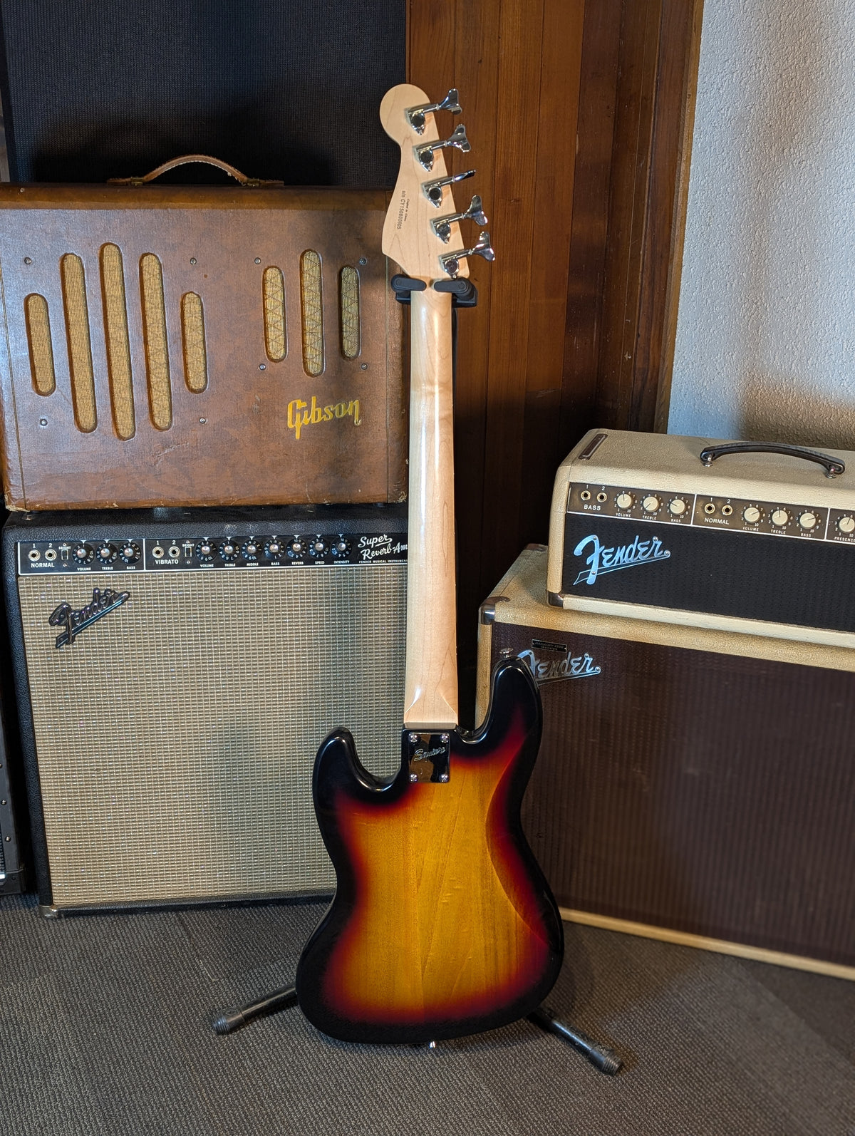 Squier Affinity Jazz Bass V 5-String Passive Electric Bass - Sunburst (2015)