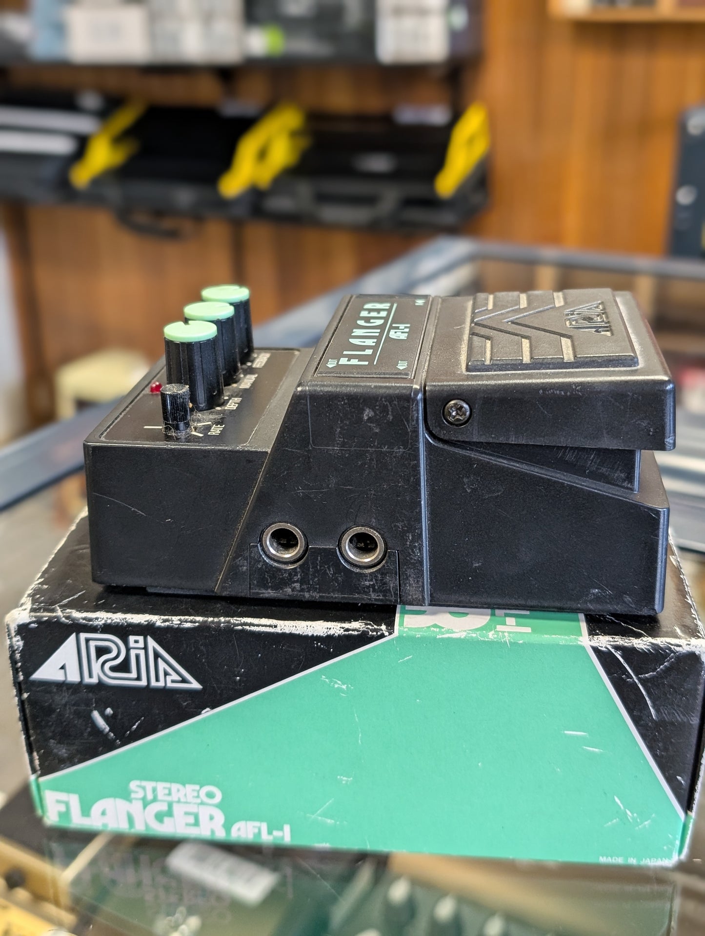 Aria AFL-1 Stereo Flanger Pedal w/Box (1980's)