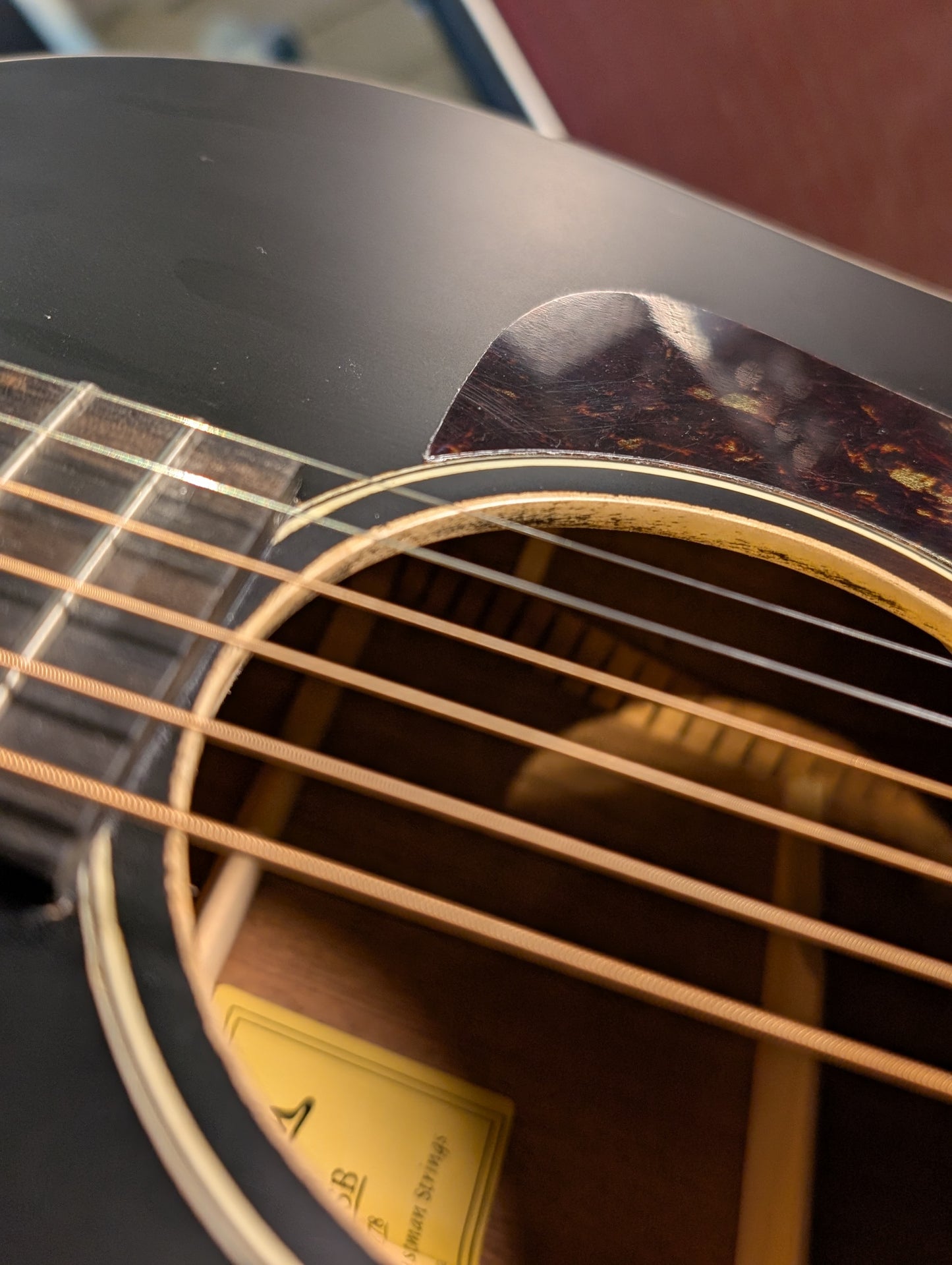 Eastman E1SS Slope Shoulder Dreadnought Acoustic Guitar w/Gig Bag - Sunburst (B-Stock Serial #M2325778)