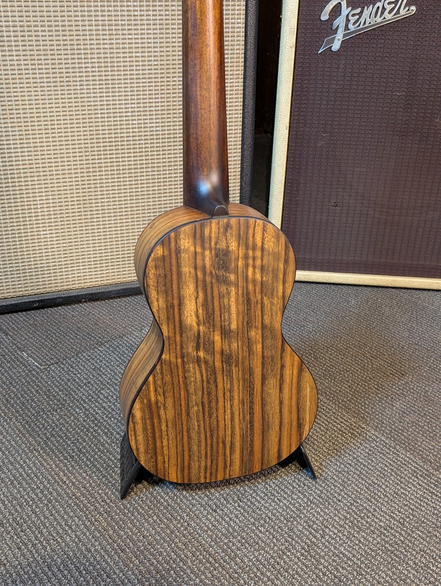 Eastman EU2-C Solid Wood Concert Ukulele w/Gig Bag - Natural (B-Stock Serial #M2408159)