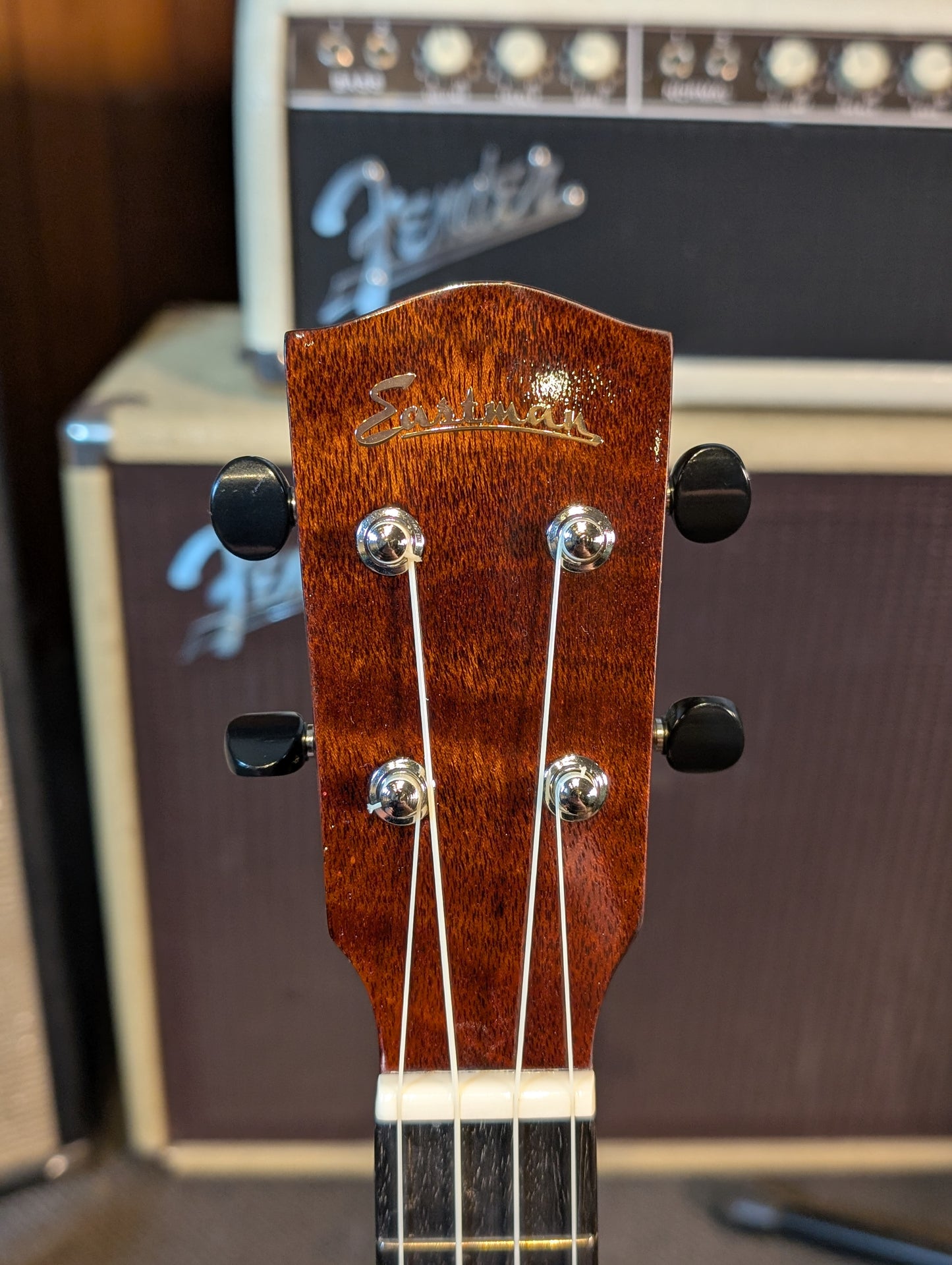 Eastman EU3-T Solid Wood Tenor Uklele w/Case - Classic Finish (B-Stock Serial #M2319178)