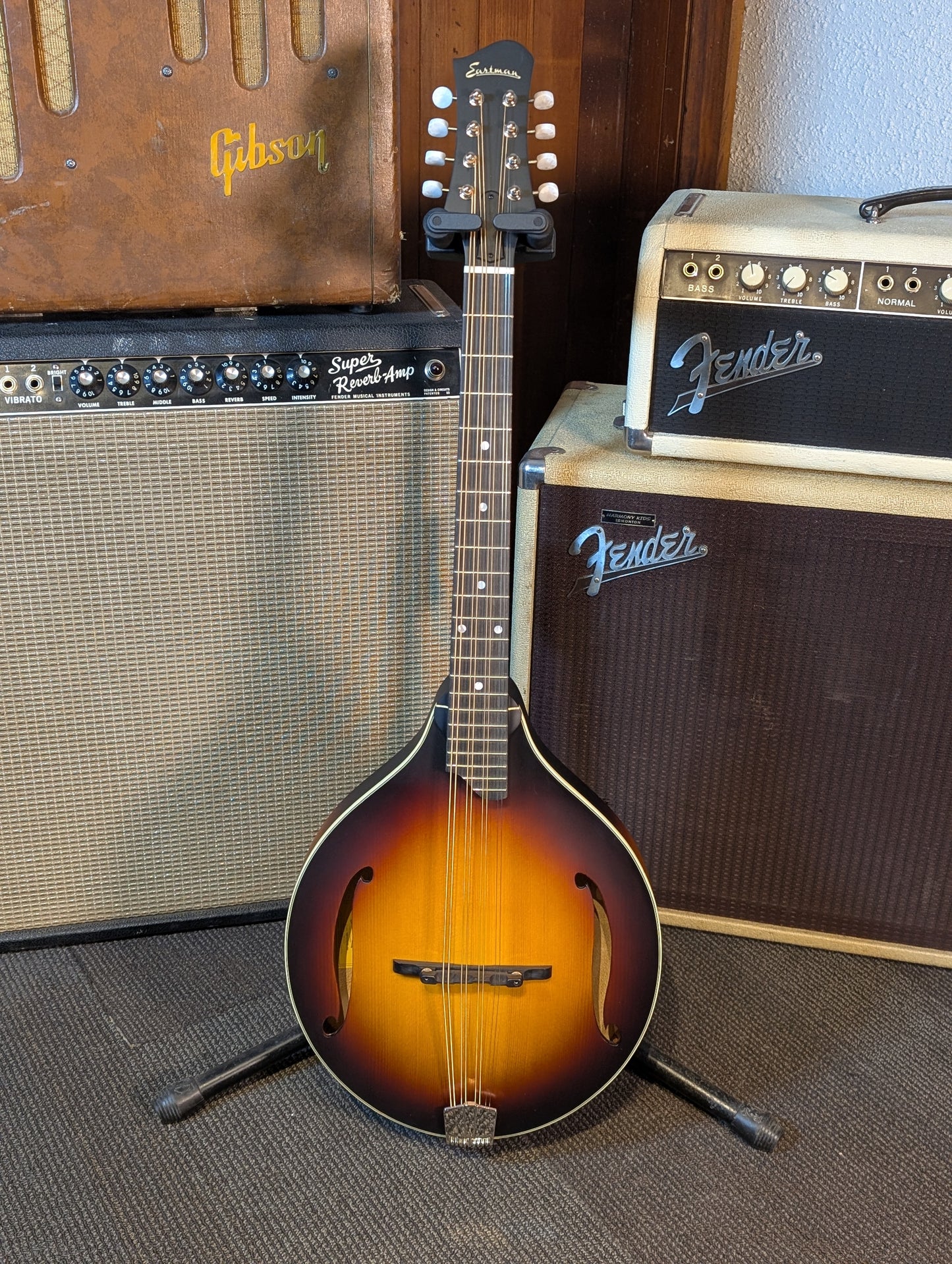 Eastman MDO305E Electric/Acoustic Octave Mandolin w/Gig Bag - Sunburst (B-Stock Serial #N2403273)