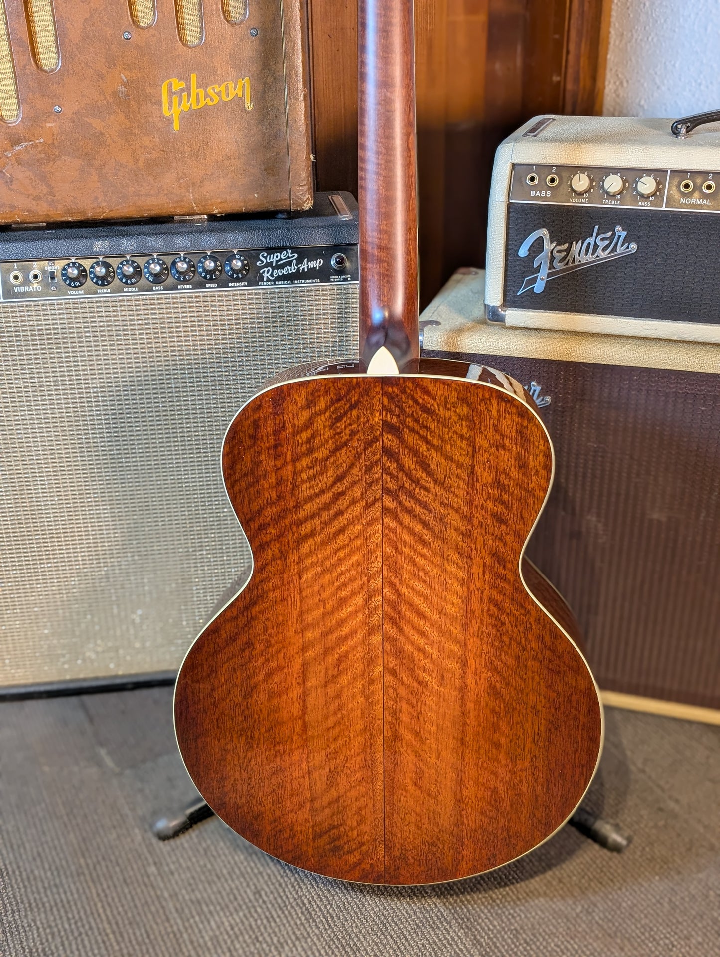 Eastman AC330E 12-String Jumbo Acoustic/Electric Guitar w/Case - Sunburst (B-Stock Serial #M2436560)